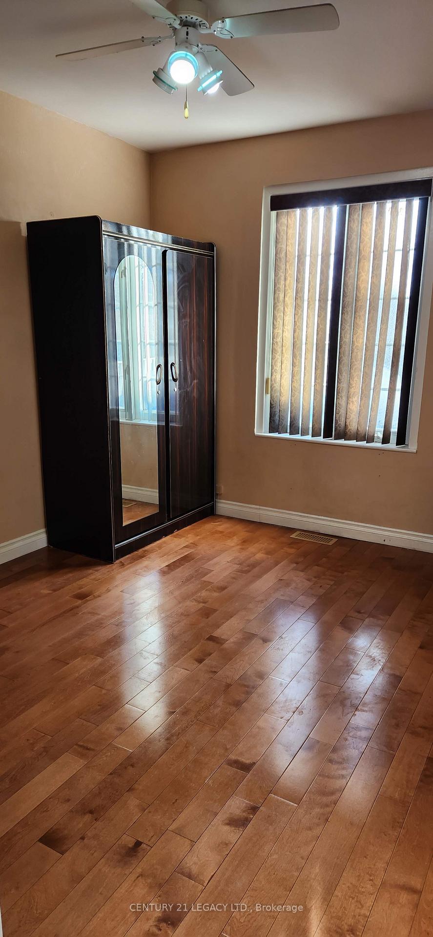 Photo 30 of 27 Par Avenue, Scarborough, Woburn — HOMEH