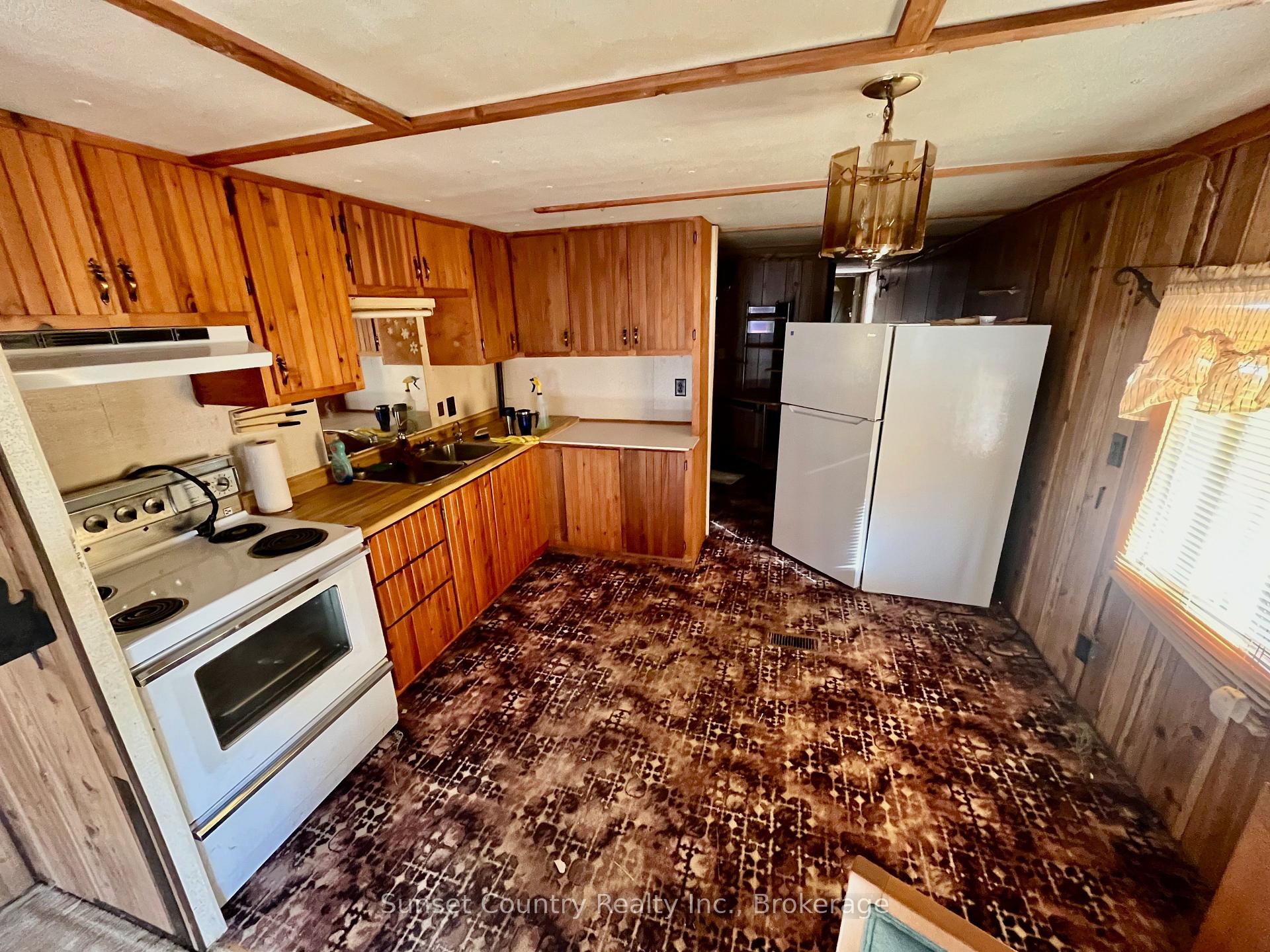 Photo 6 of 35-140 Third Street, Dryden, Hillcrest — HOMEH