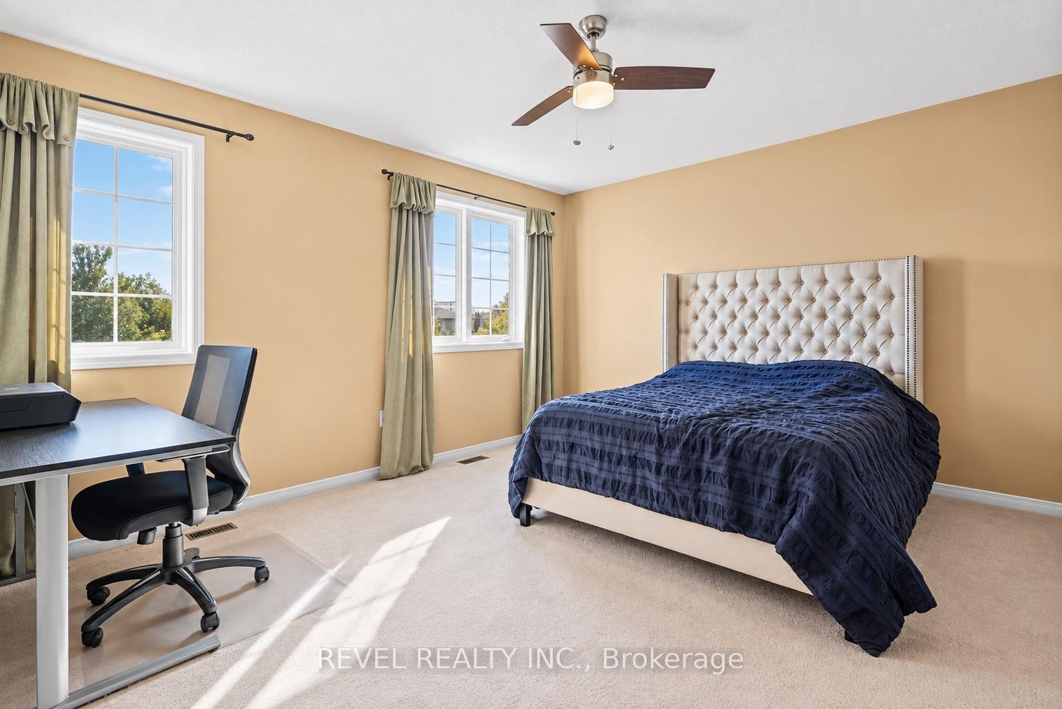 Photo 28 of 30 Sun King Crescent, Barrie, Innis-Shore — HOMEH