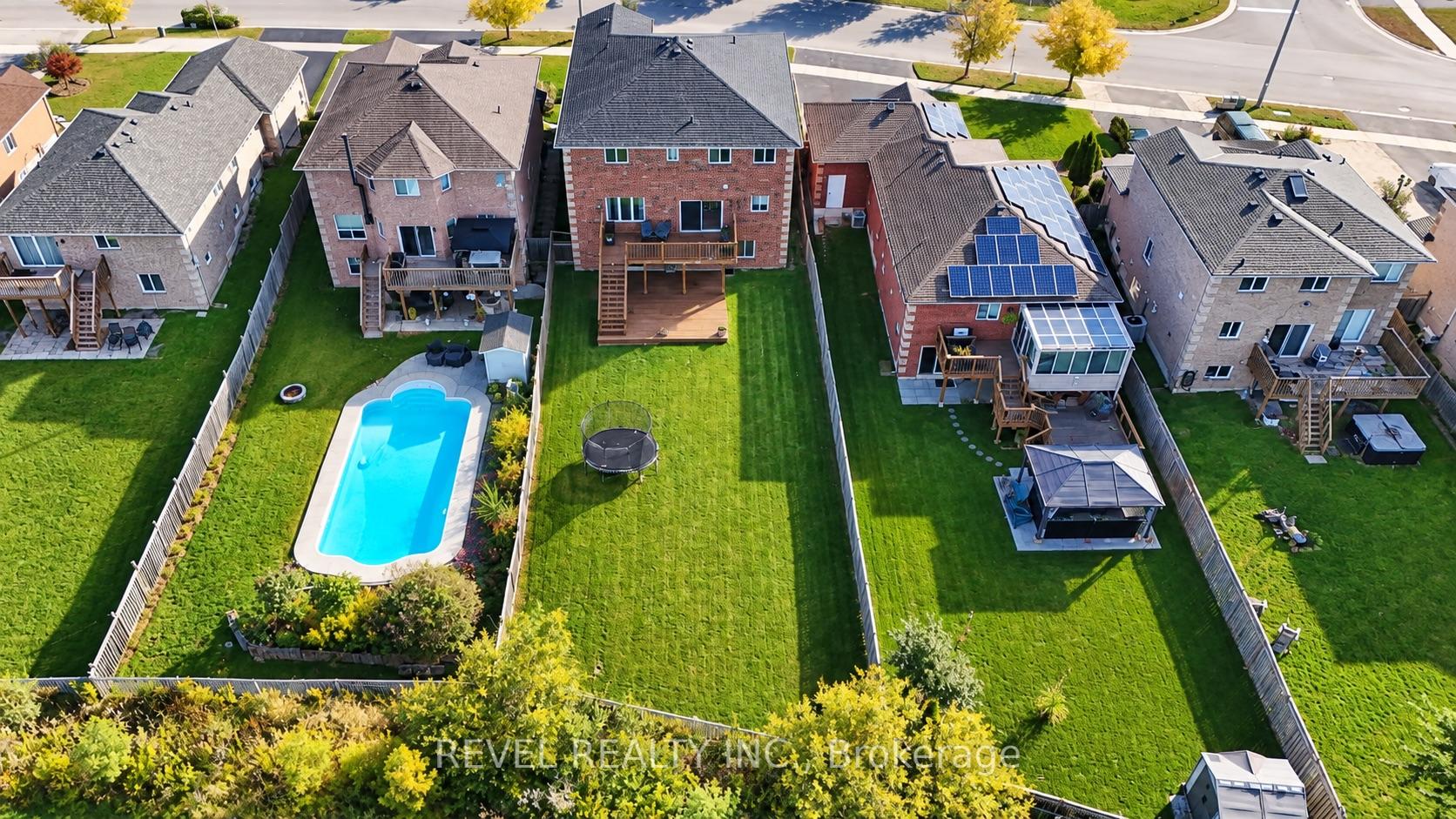 Photo 45 of 30 Sun King Crescent, Barrie, Innis-Shore — HOMEH