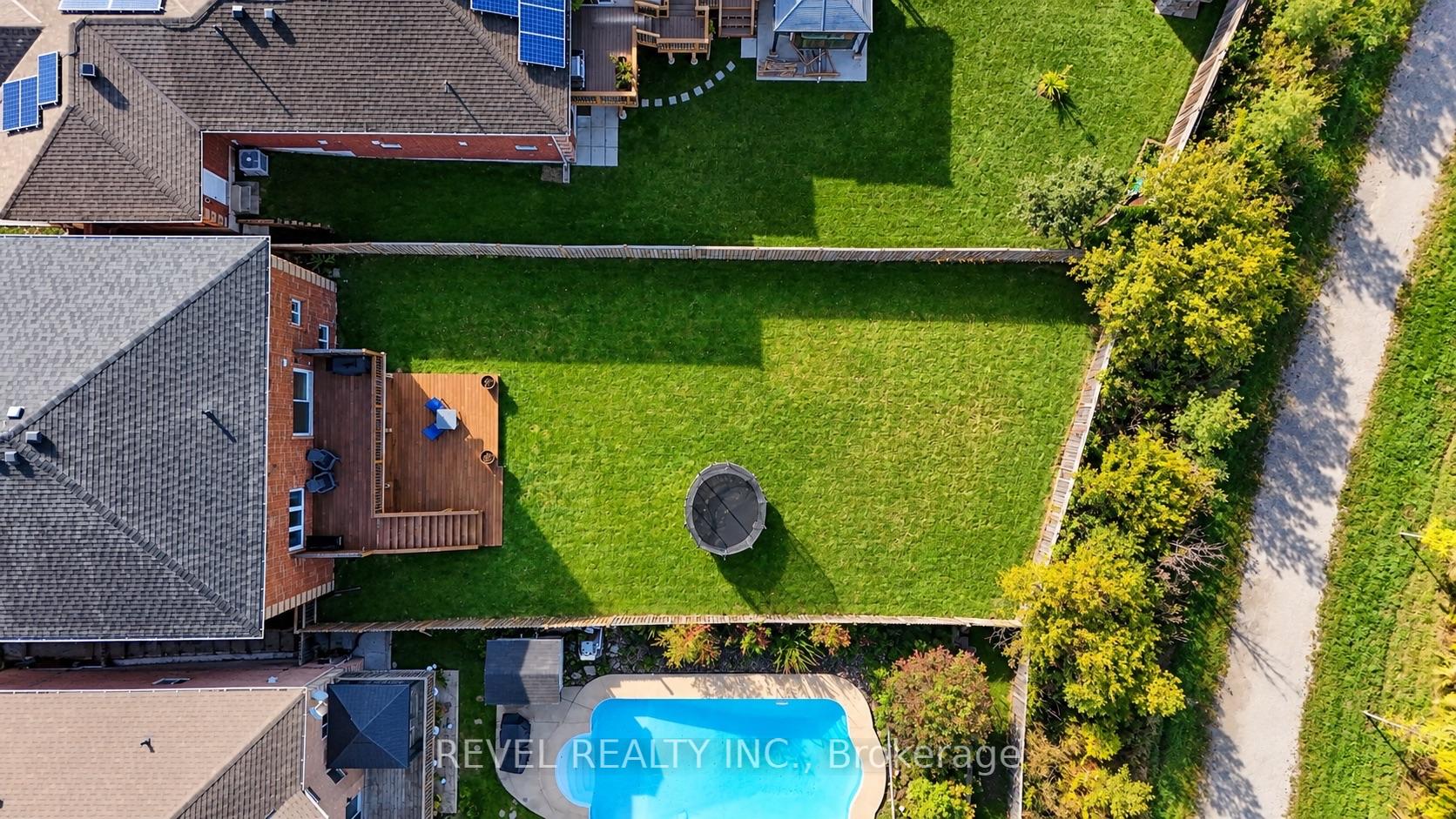 Photo 47 of 30 Sun King Crescent, Barrie, Innis-Shore — HOMEH