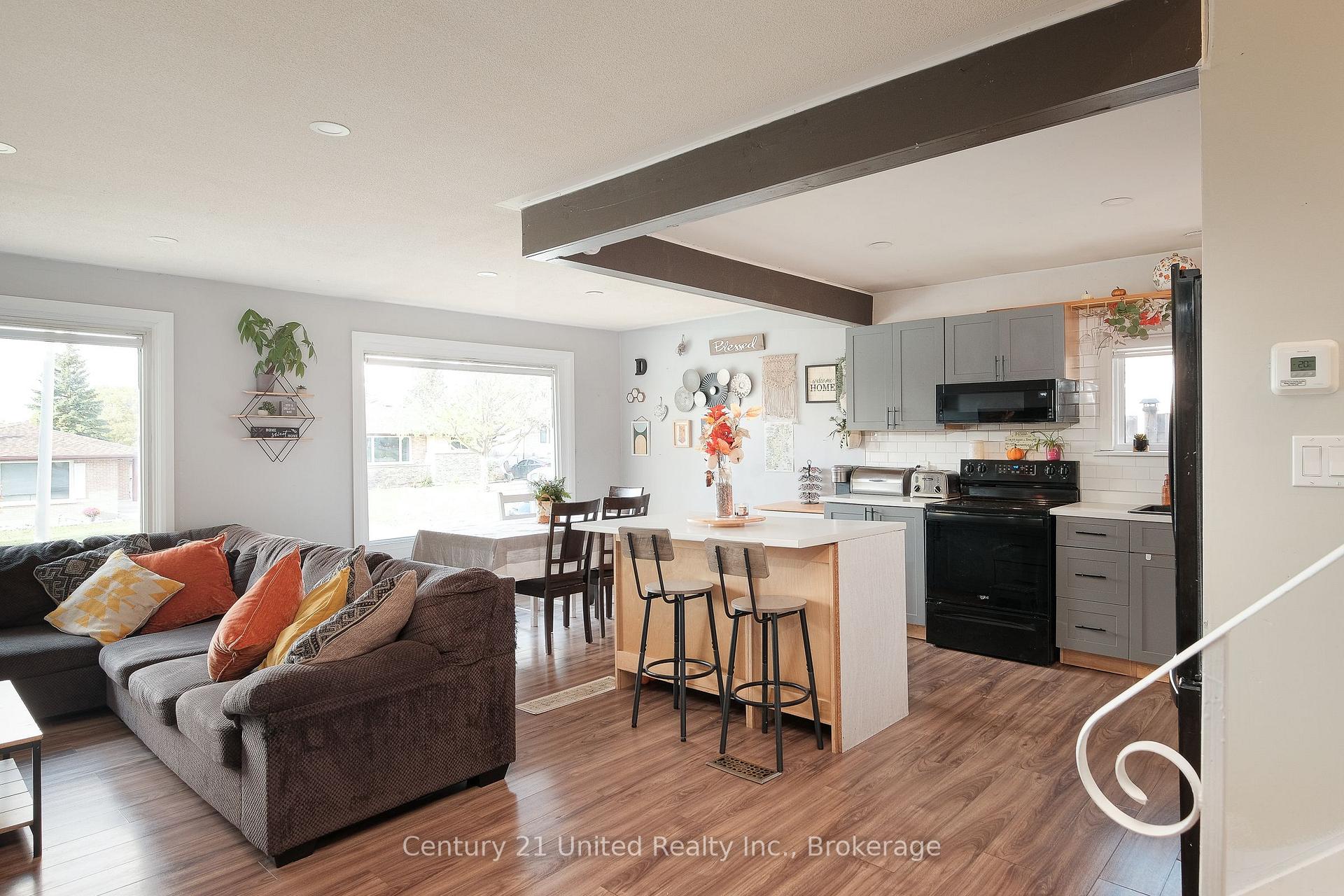 Photo 4 of 257 Riverview Heights, Peterborough, Ashburnham Ward 4 — HOMEH