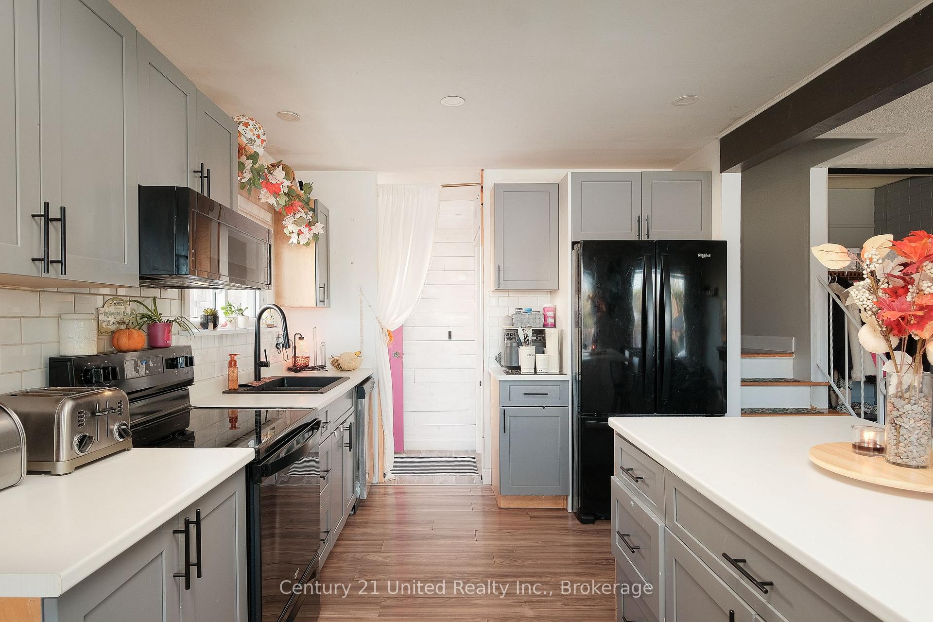 Photo 9 of 257 Riverview Heights, Peterborough, Ashburnham Ward 4 — HOMEH