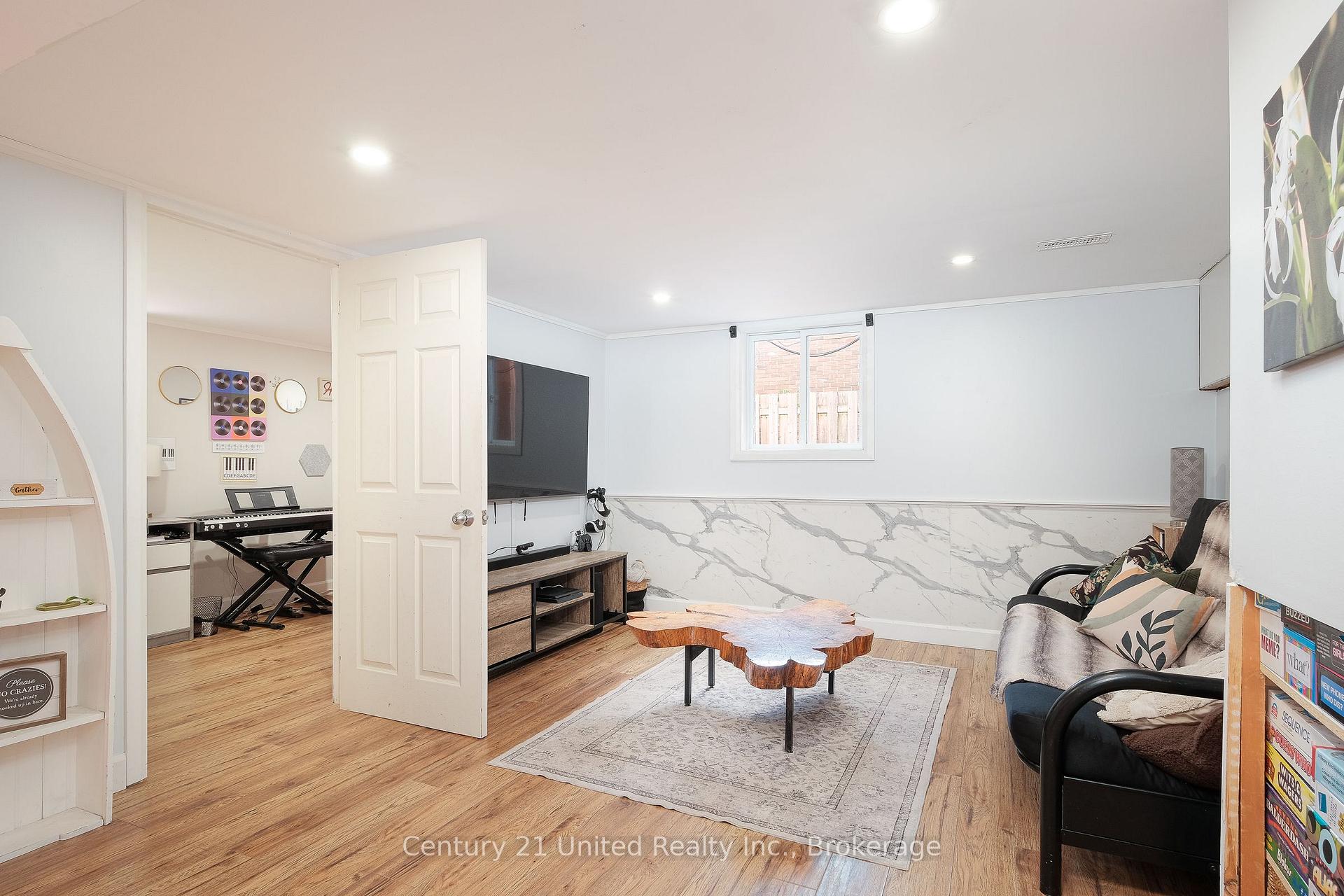 Photo 22 of 257 Riverview Heights, Peterborough, Ashburnham Ward 4 — HOMEH