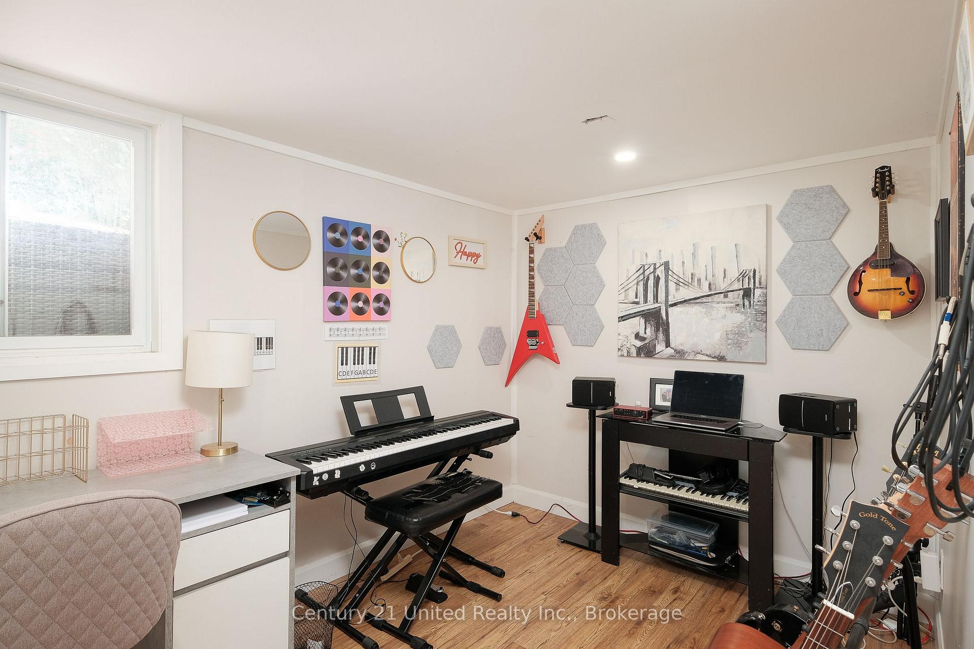 Photo 23 of 257 Riverview Heights, Peterborough, Ashburnham Ward 4 — HOMEH