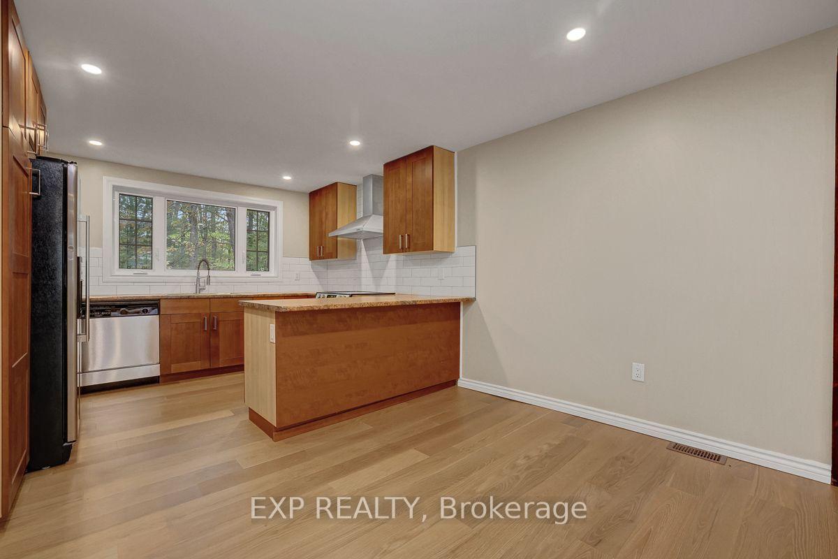 Photo 18 of 575 Bayview Drive, Ottawa, Constance Bay — HOMEH