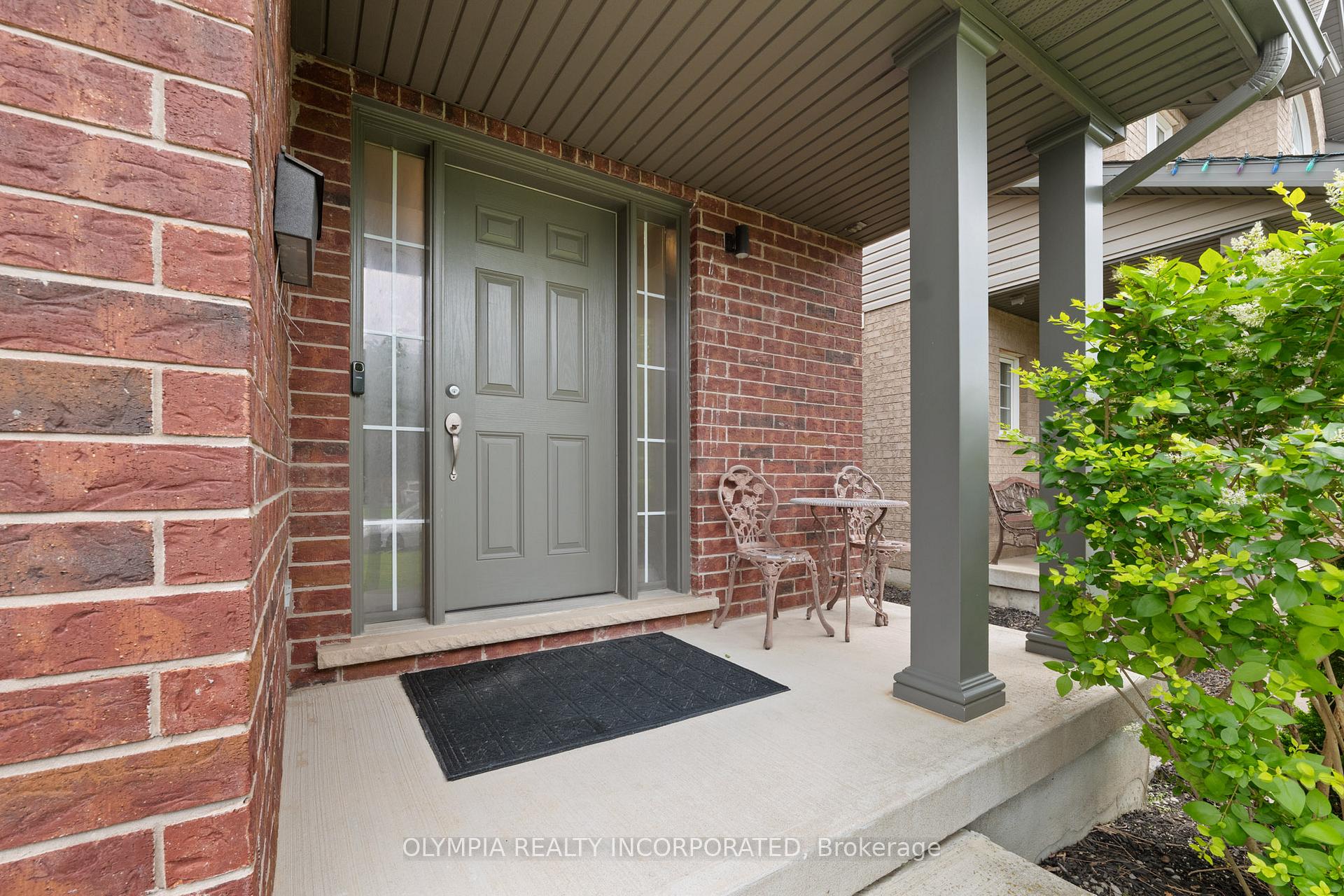 Photo 2 of 72 Tuliptree Road, Thorold, Confederation Heights — HOMEH