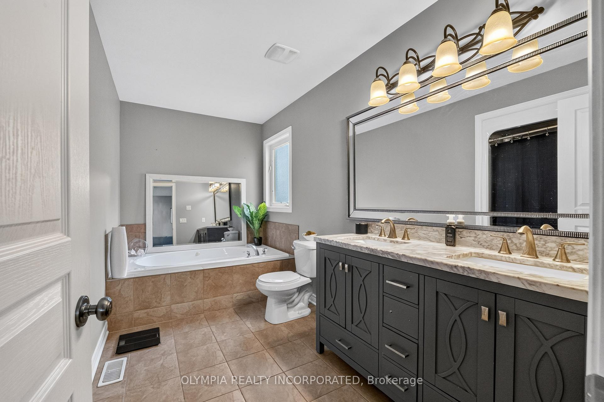 Photo 18 of 72 Tuliptree Road, Thorold, Confederation Heights — HOMEH