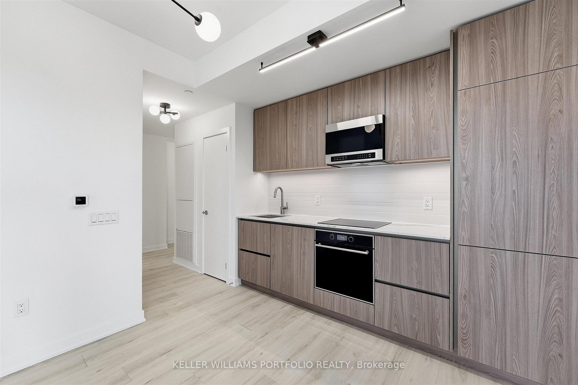 Photo 15 of Unit 3412, 110 Broadway Avenue, Toronto, Mount Pleasant West — HOMEH
