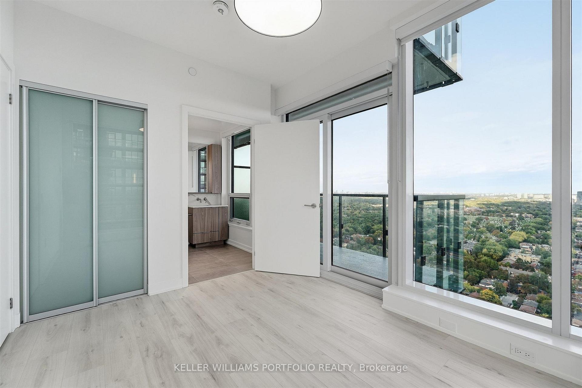 Photo 18 of Unit 3412, 110 Broadway Avenue, Toronto, Mount Pleasant West — HOMEH