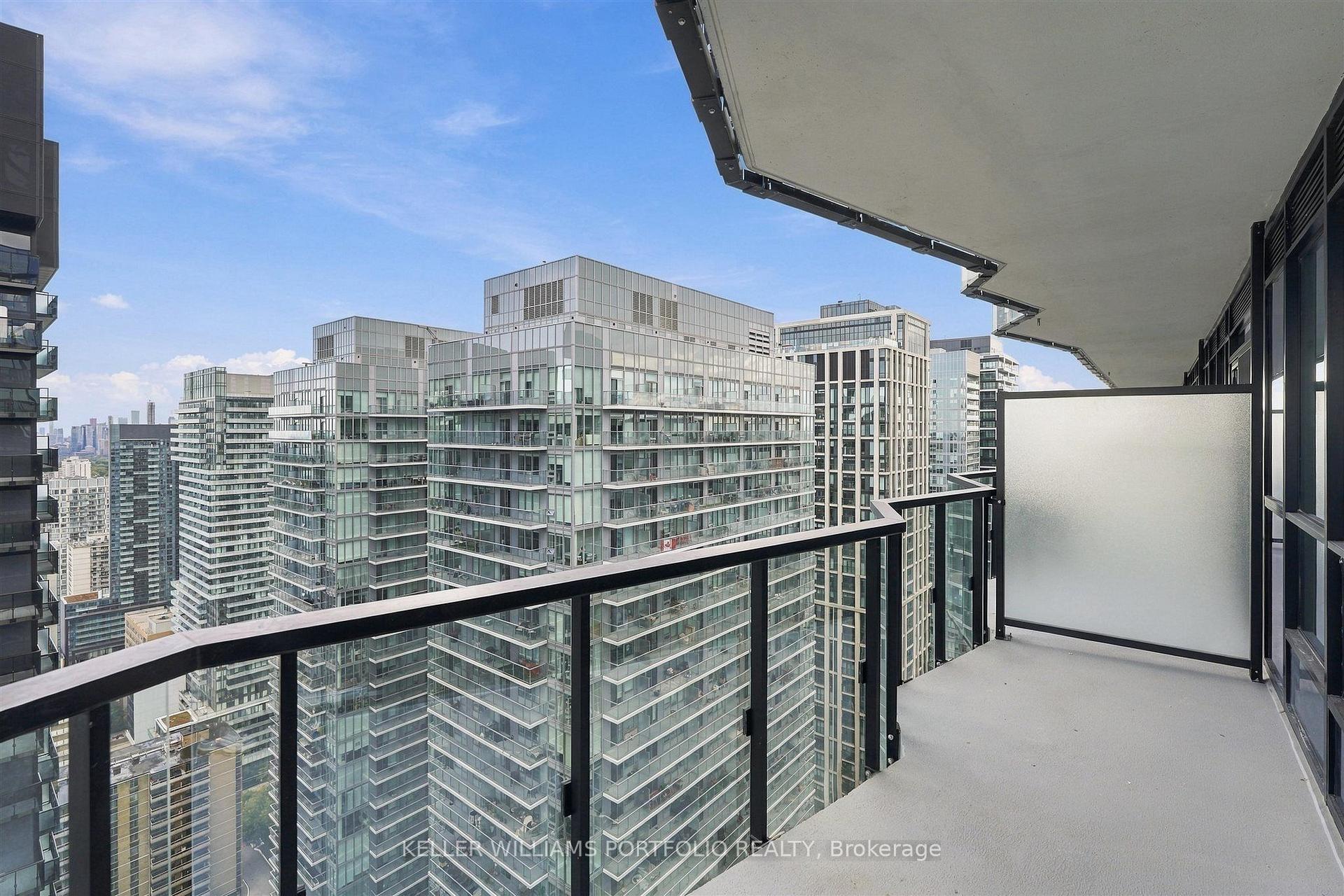 Photo 25 of Unit 3412, 110 Broadway Avenue, Toronto, Mount Pleasant West — HOMEH
