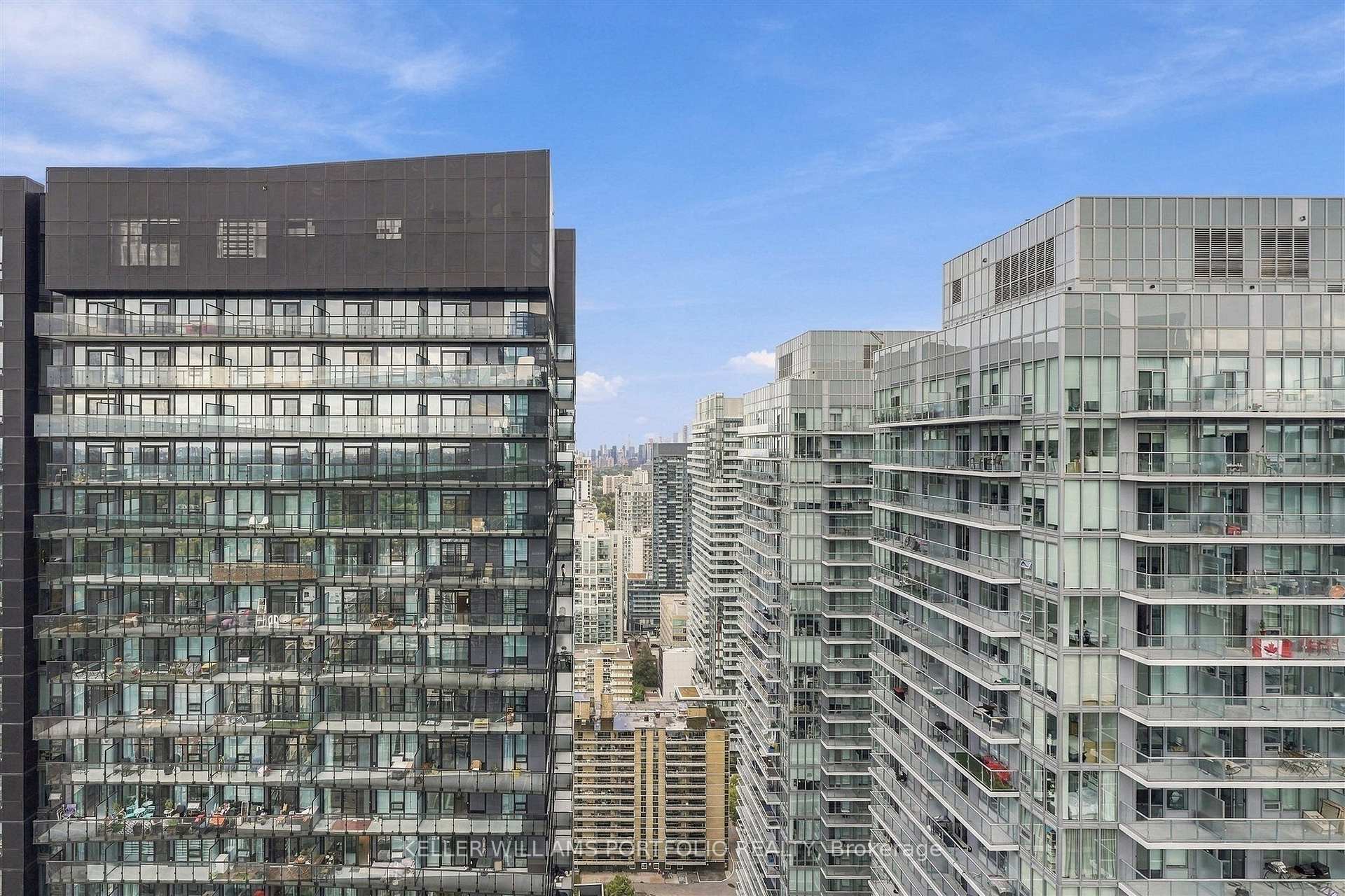 Photo 30 of Unit 3412, 110 Broadway Avenue, Toronto, Mount Pleasant West — HOMEH