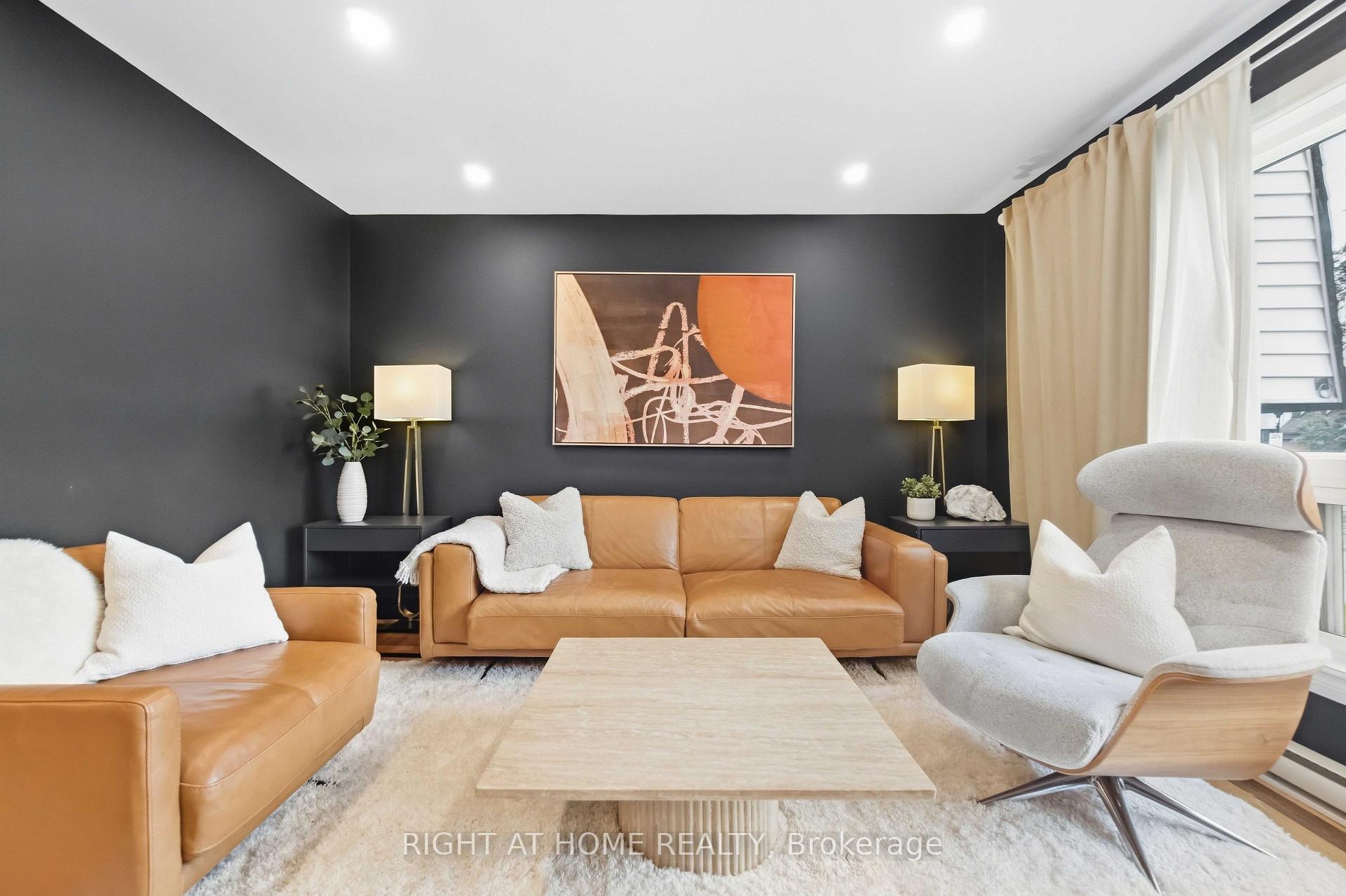 Photo 9 of Unit C, 23 Woodvale, Ottawa, Craig Henry/Woodvale — HOMEH