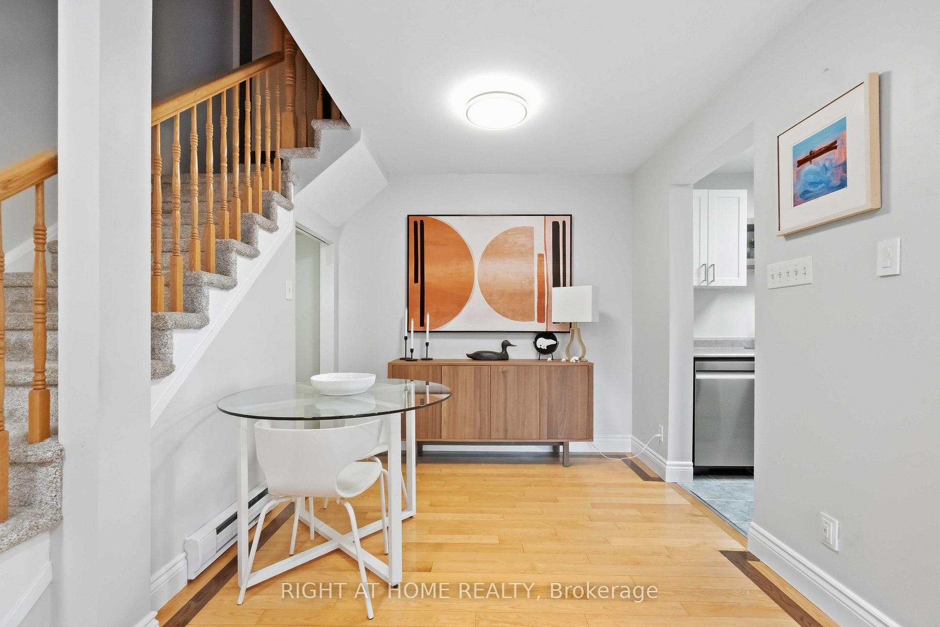 Photo 12 of Unit C, 23 Woodvale, Ottawa, Craig Henry/Woodvale — HOMEH