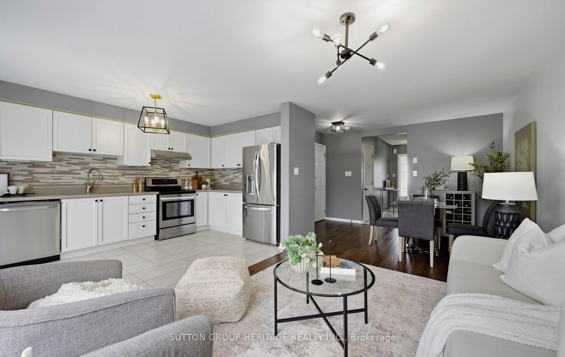 Photo 8 of 1431 Glaspell Crescent, Oshawa, Pinecrest — HOMEH