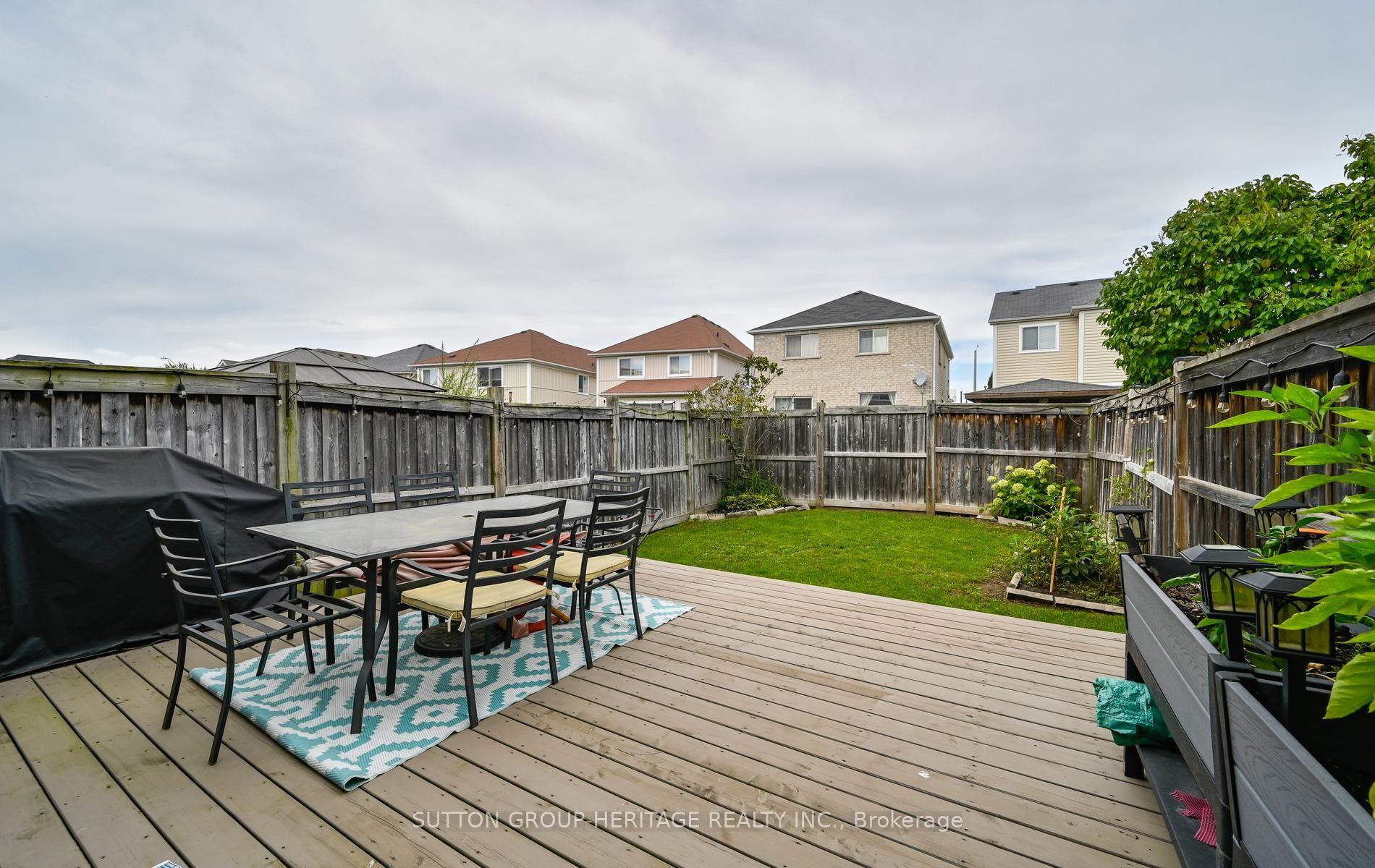 Photo 22 of 1431 Glaspell Crescent, Oshawa, Pinecrest — HOMEH