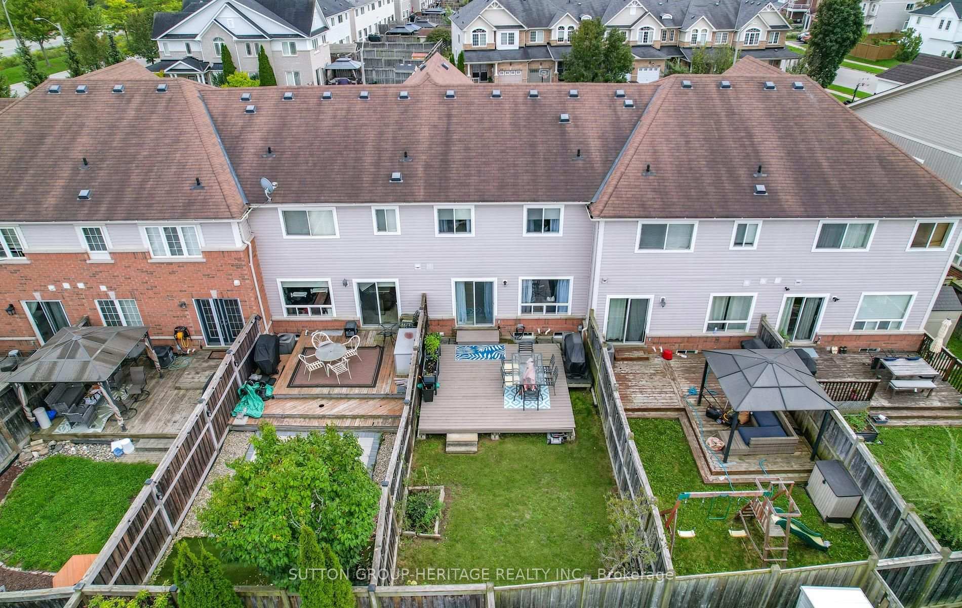 Photo 27 of 1431 Glaspell Crescent, Oshawa, Pinecrest — HOMEH