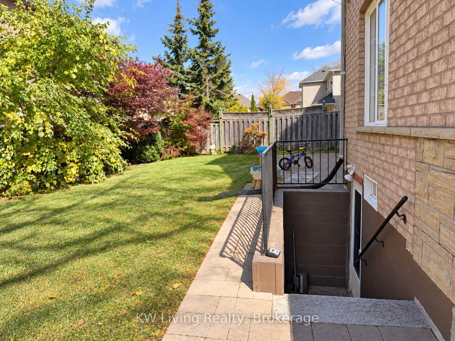 Photo 7 of 26 Gardenia Crescent, Markham, Cachet — HOMEH