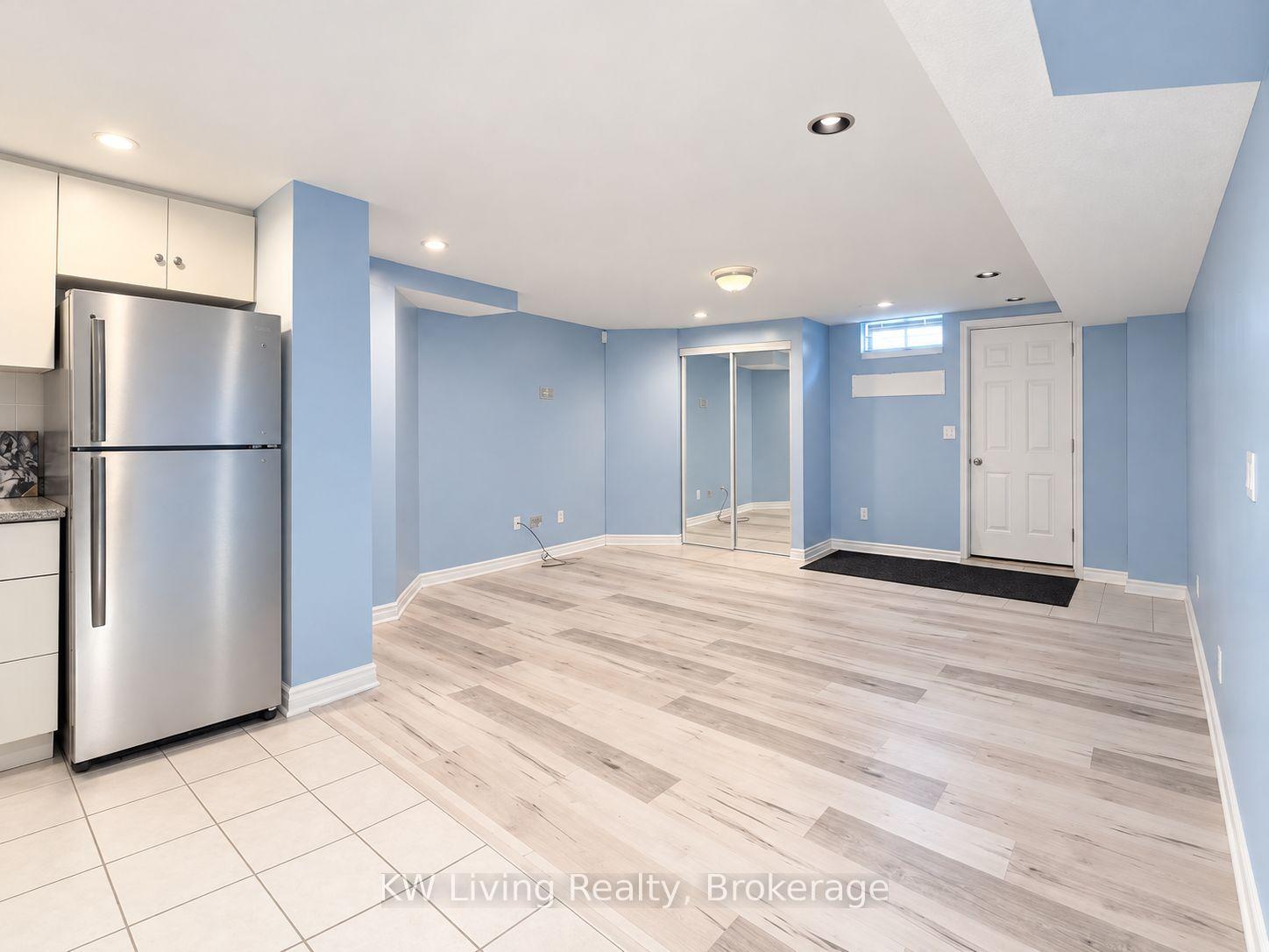 Photo 8 of 26 Gardenia Crescent, Markham, Cachet — HOMEH