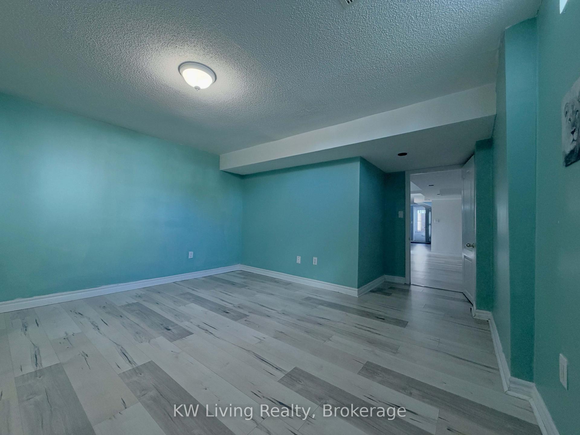 Photo 16 of 26 Gardenia Crescent, Markham, Cachet — HOMEH