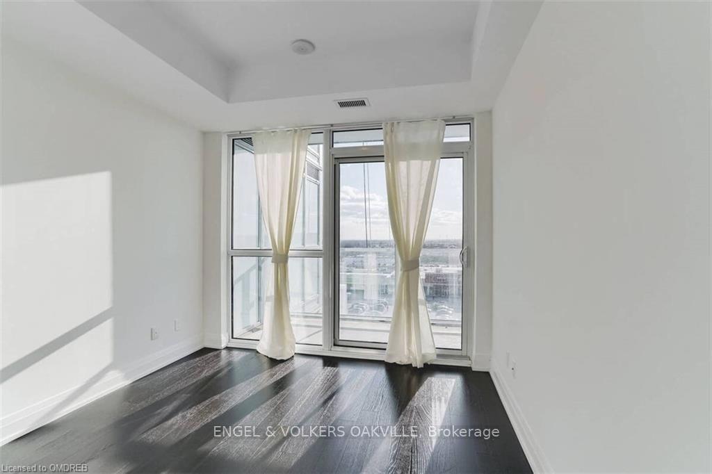 Photo 8 of Unit 710, 65 Speers Road, Oakville, Central — HOMEH