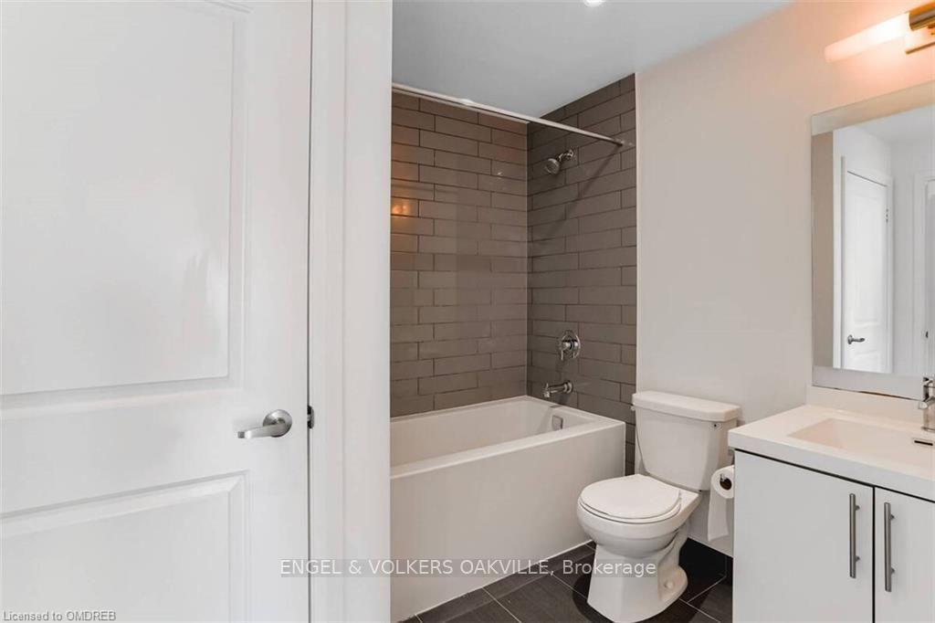 Photo 11 of Unit 710, 65 Speers Road, Oakville, Central — HOMEH