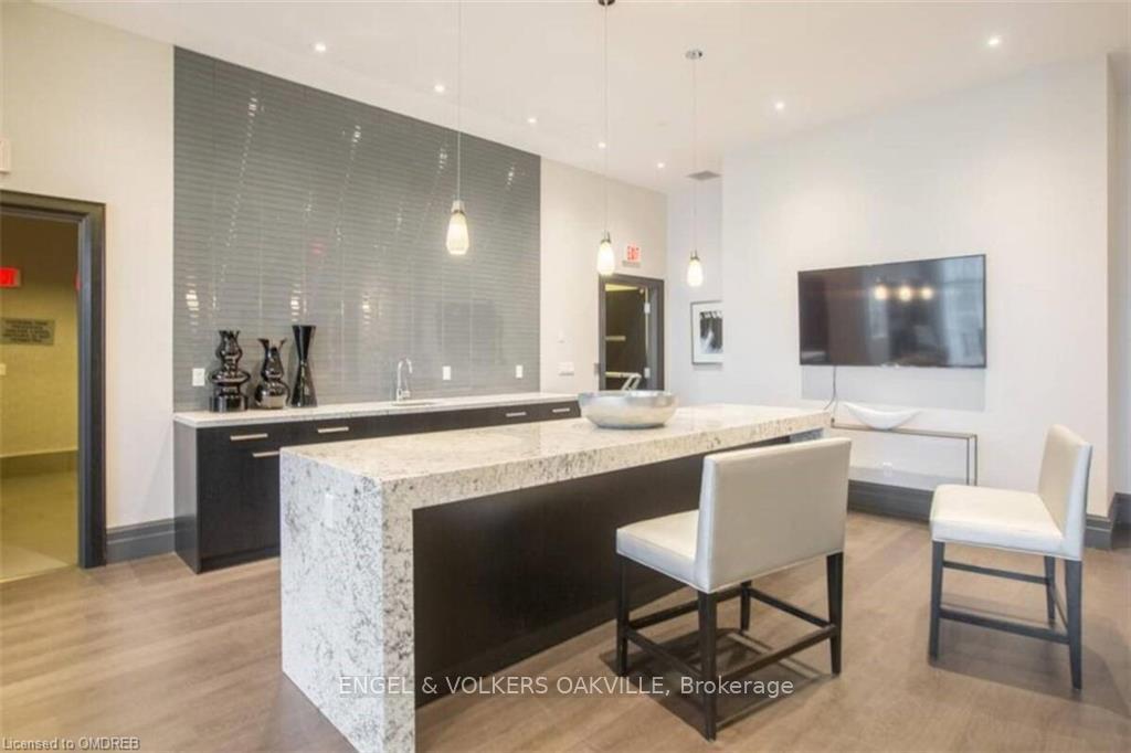 Photo 15 of Unit 710, 65 Speers Road, Oakville, Central — HOMEH