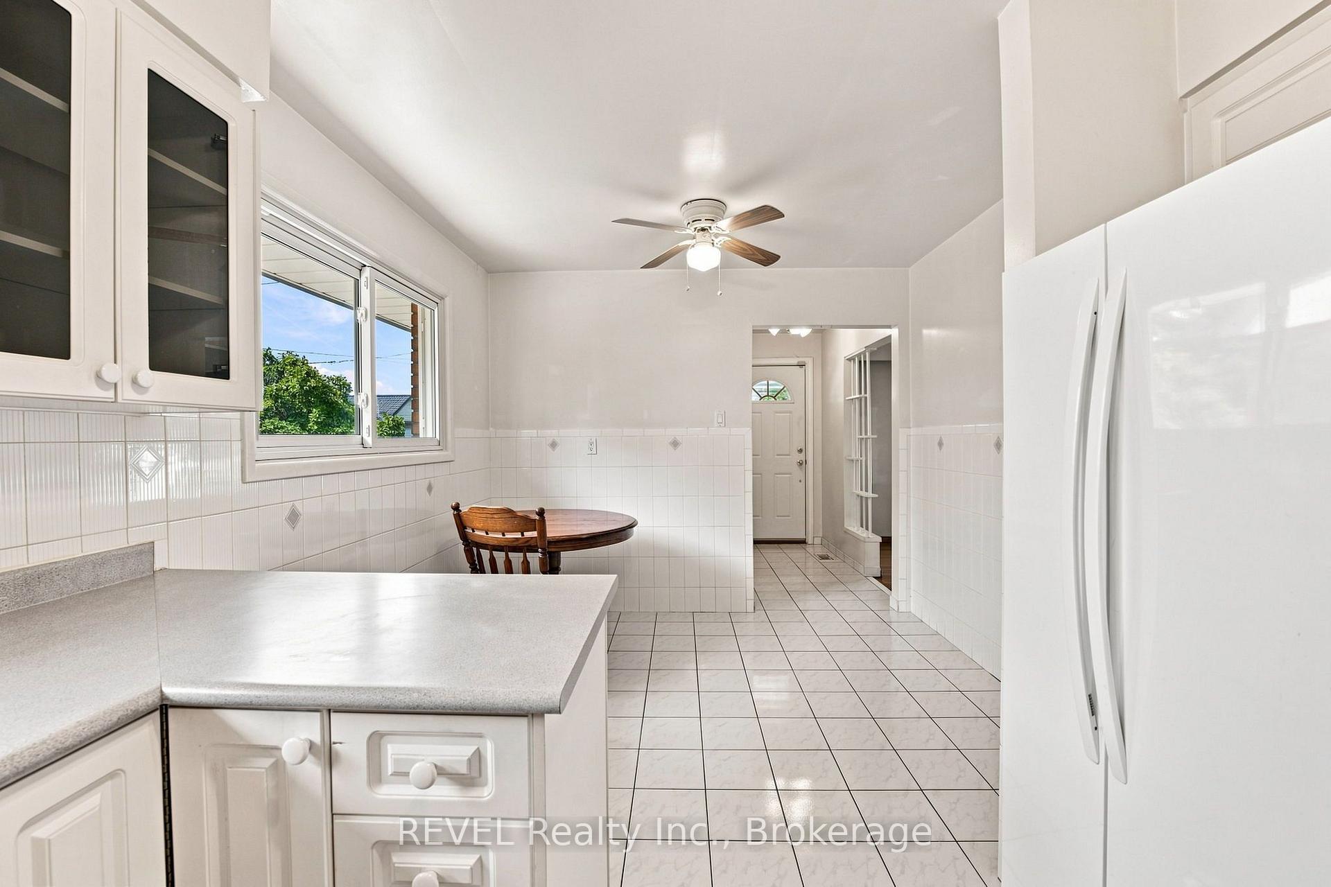 Photo 15 of 330 Waverly Street, Hamilton, McQuesten — HOMEH