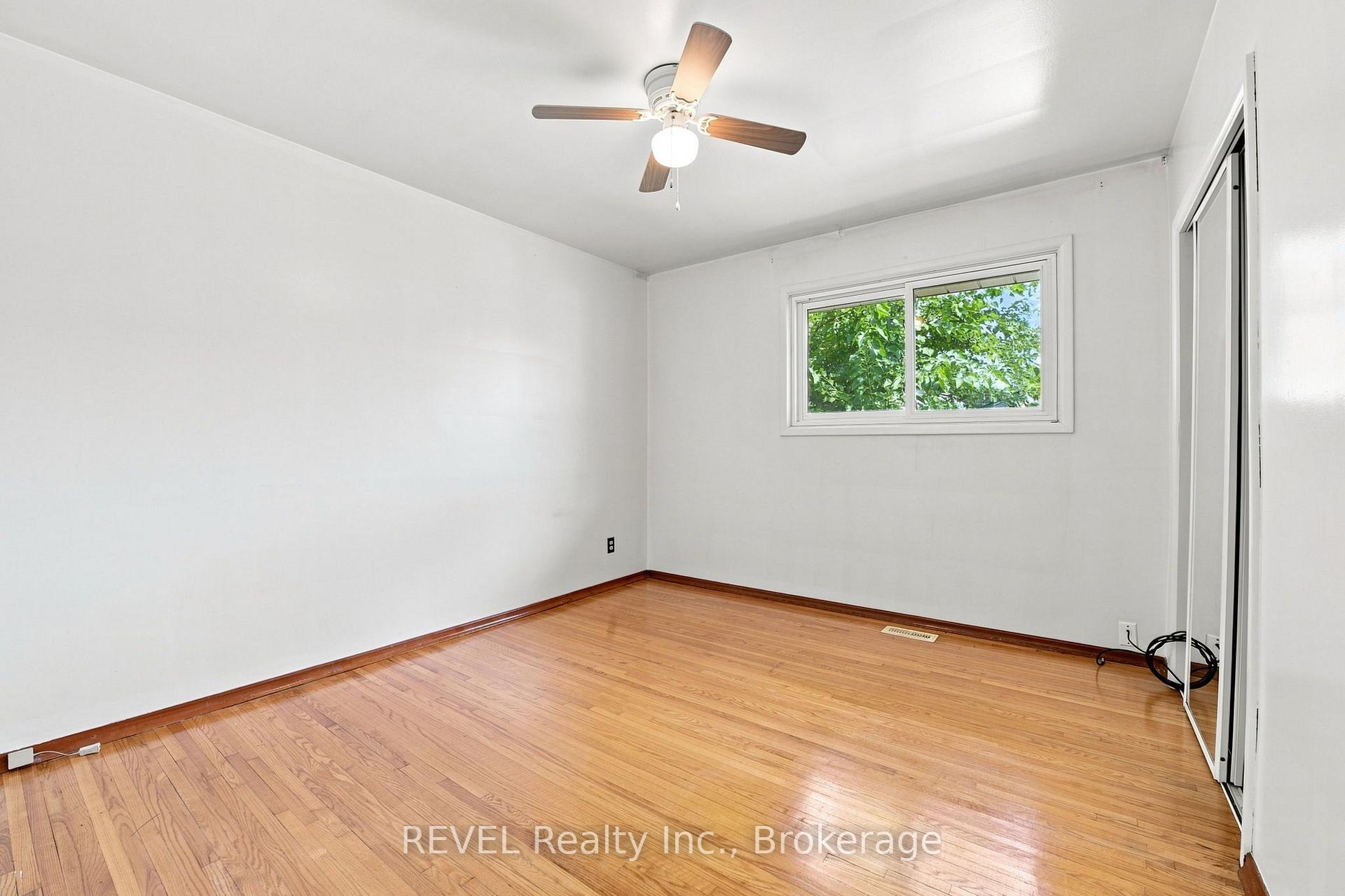 Photo 21 of 330 Waverly Street, Hamilton, McQuesten — HOMEH