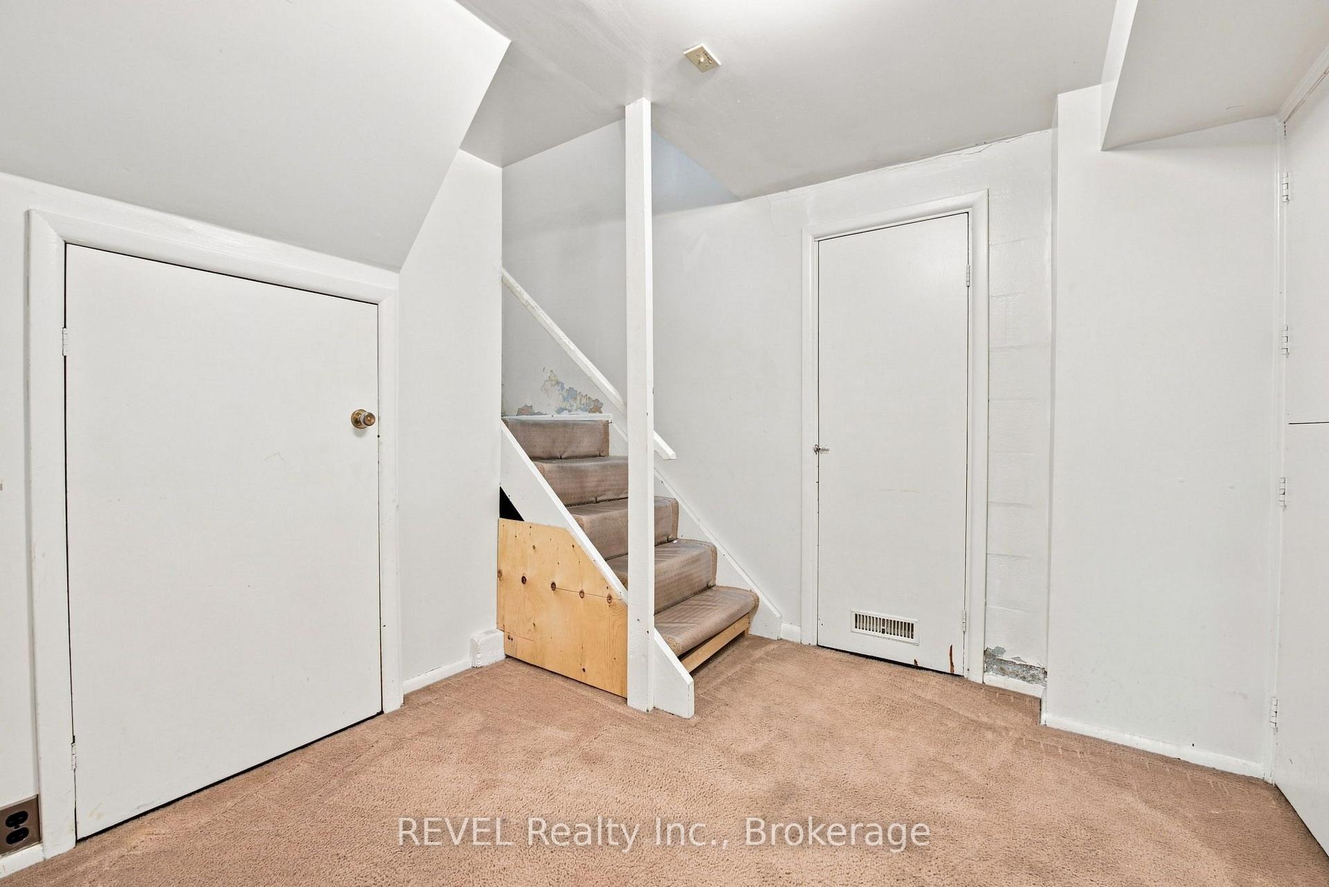 Photo 27 of 330 Waverly Street, Hamilton, McQuesten — HOMEH