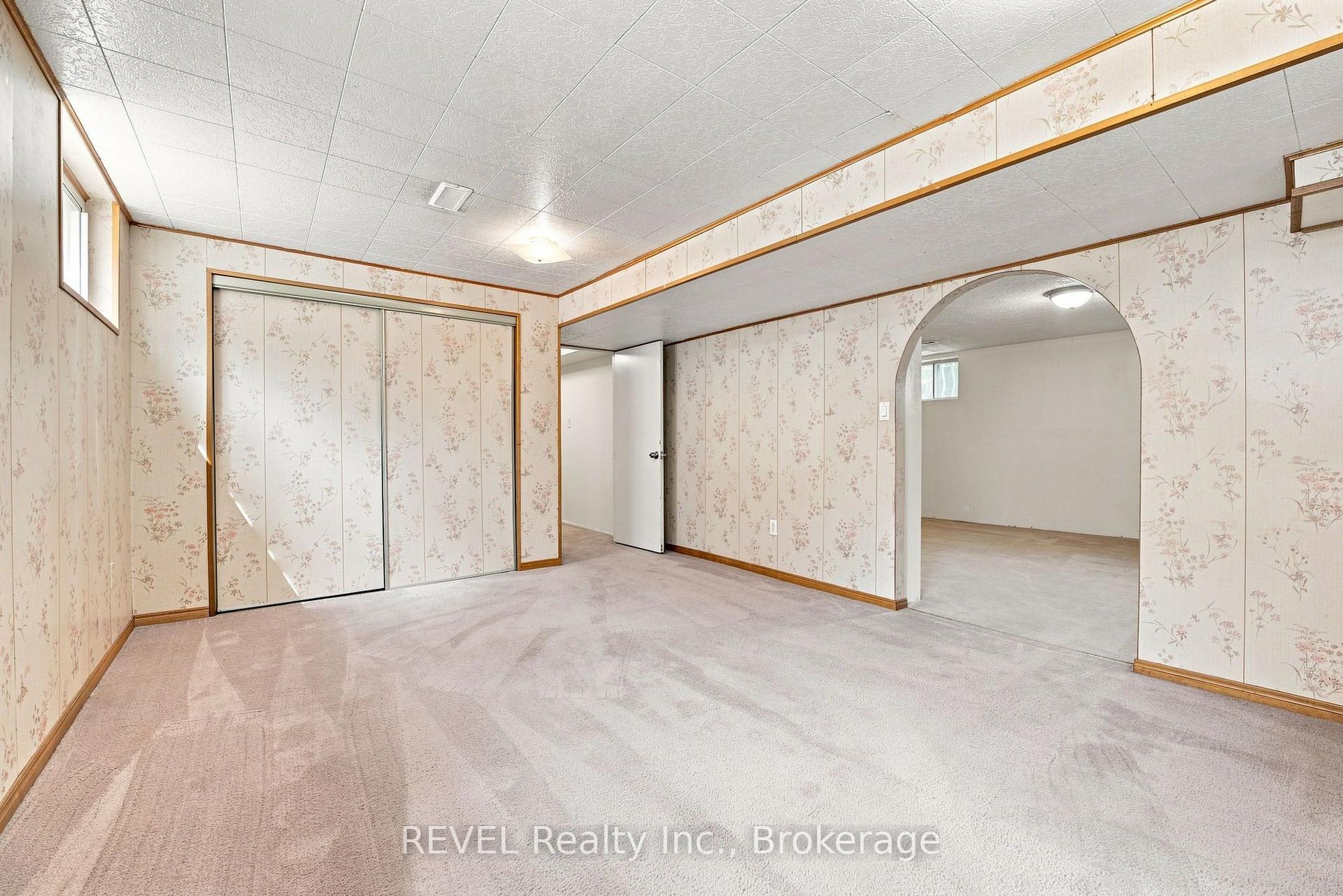 Photo 30 of 330 Waverly Street, Hamilton, McQuesten — HOMEH