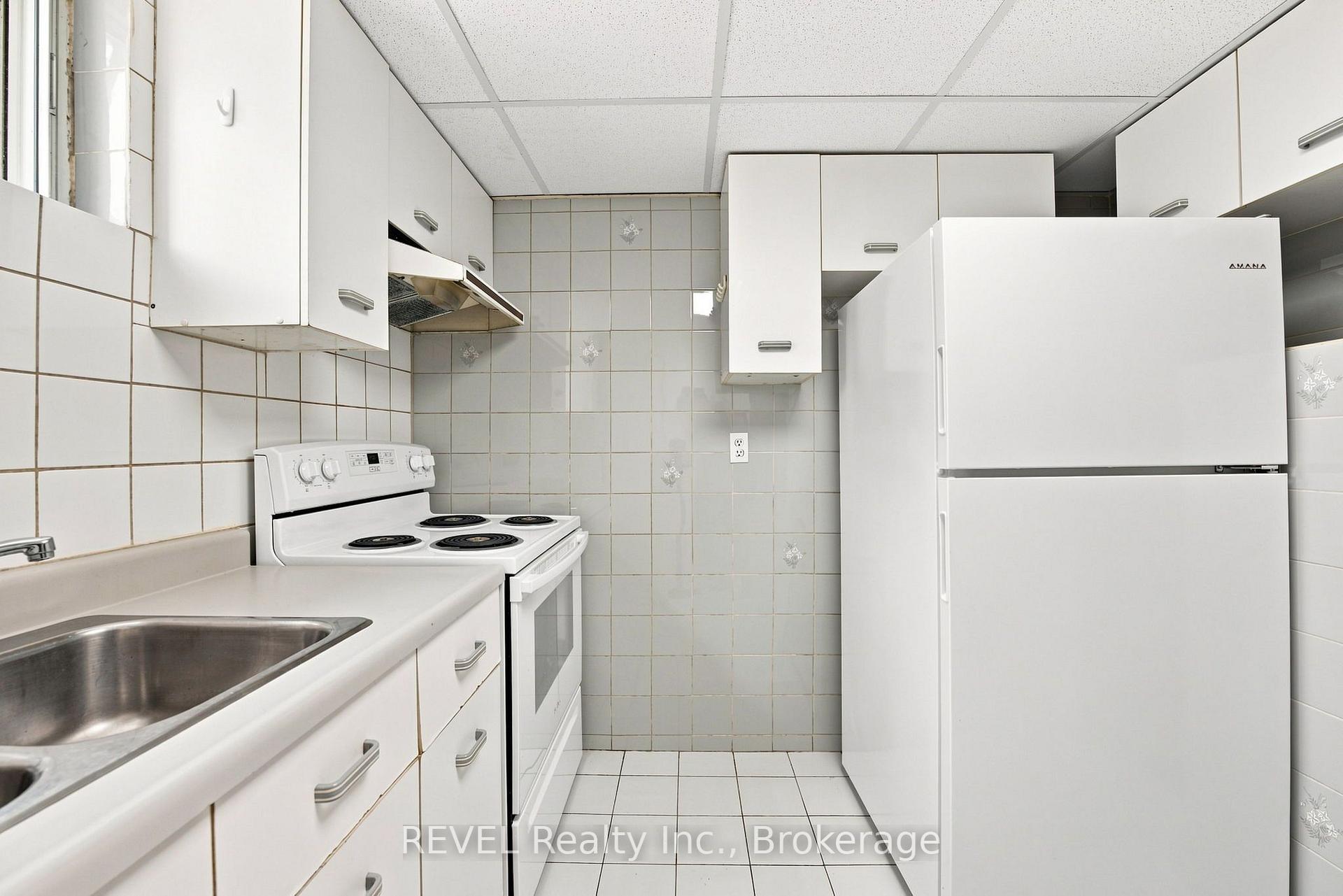 Photo 33 of 330 Waverly Street, Hamilton, McQuesten — HOMEH
