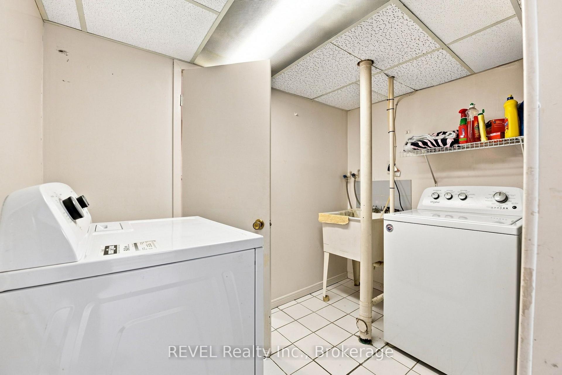 Photo 35 of 330 Waverly Street, Hamilton, McQuesten — HOMEH