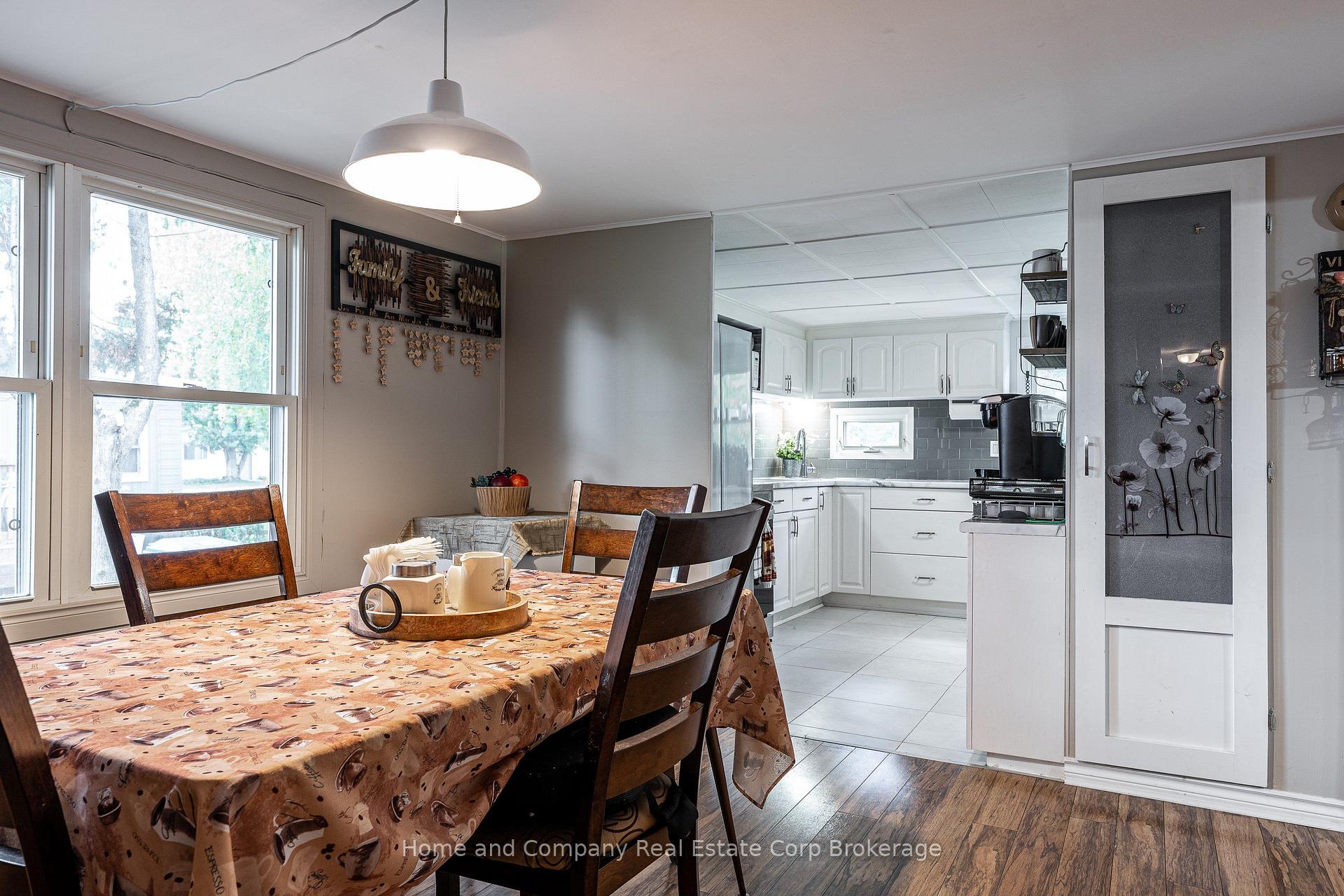 Photo 3 of 114 Oak Street, Perth East, Crystal Lake — HOMEH