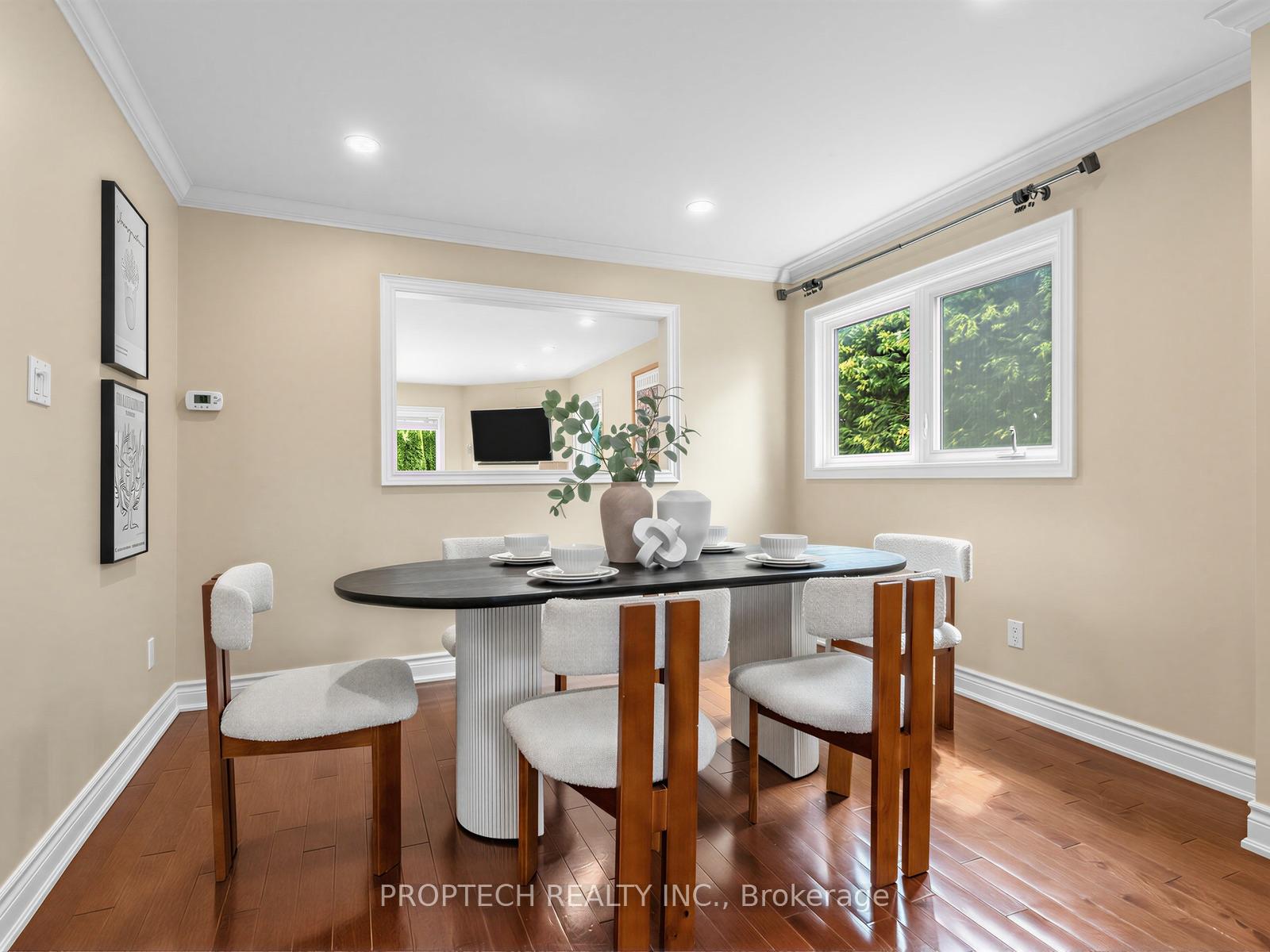 Photo 7 of 47 Topham Crescent, Richmond Hill, Westbrook — HOMEH