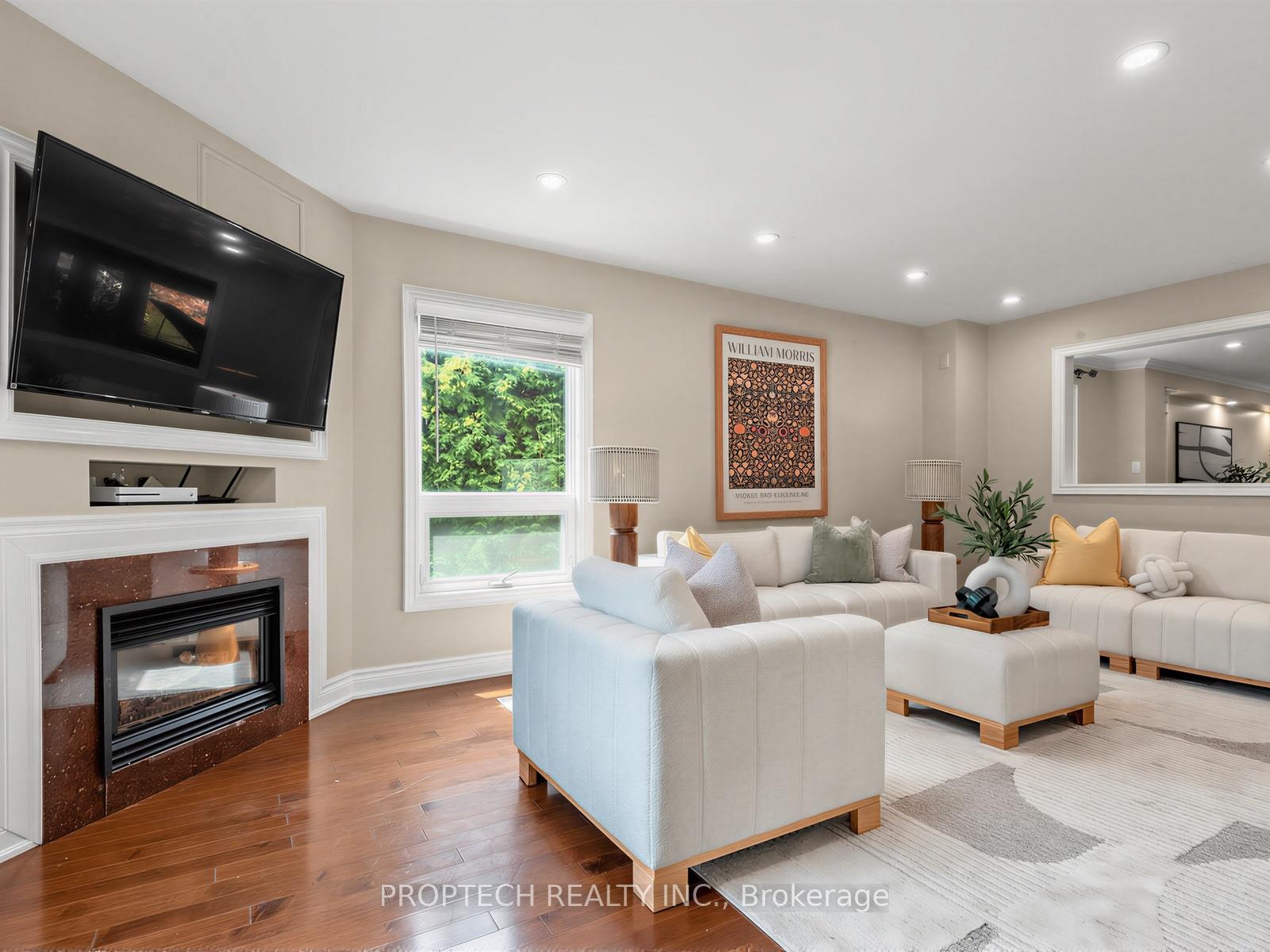 Photo 13 of 47 Topham Crescent, Richmond Hill, Westbrook — HOMEH