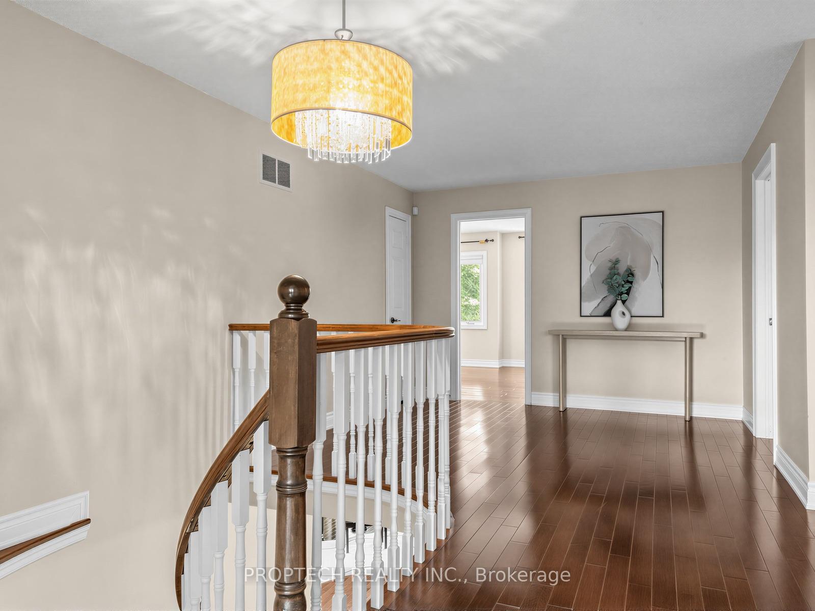 Photo 17 of 47 Topham Crescent, Richmond Hill, Westbrook — HOMEH