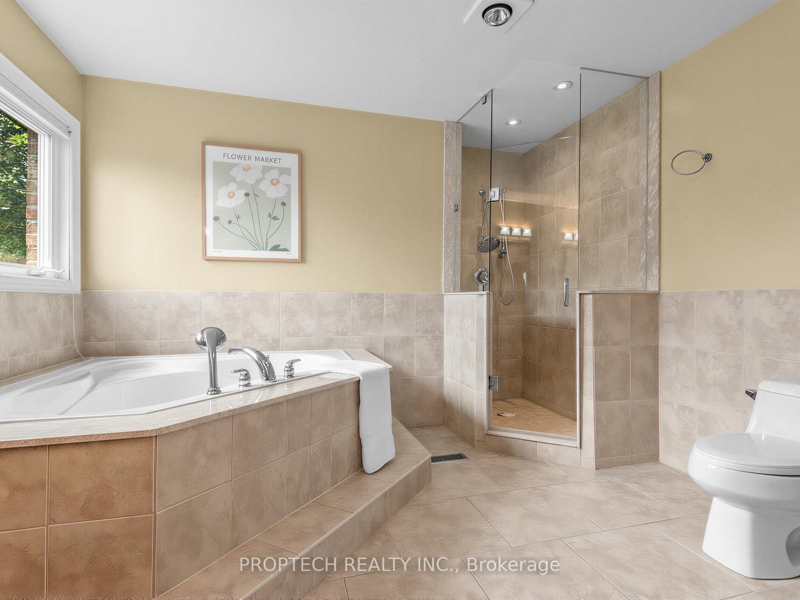Photo 21 of 47 Topham Crescent, Richmond Hill, Westbrook — HOMEH