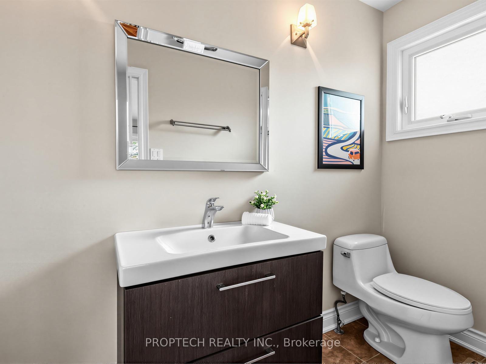 Photo 26 of 47 Topham Crescent, Richmond Hill, Westbrook — HOMEH