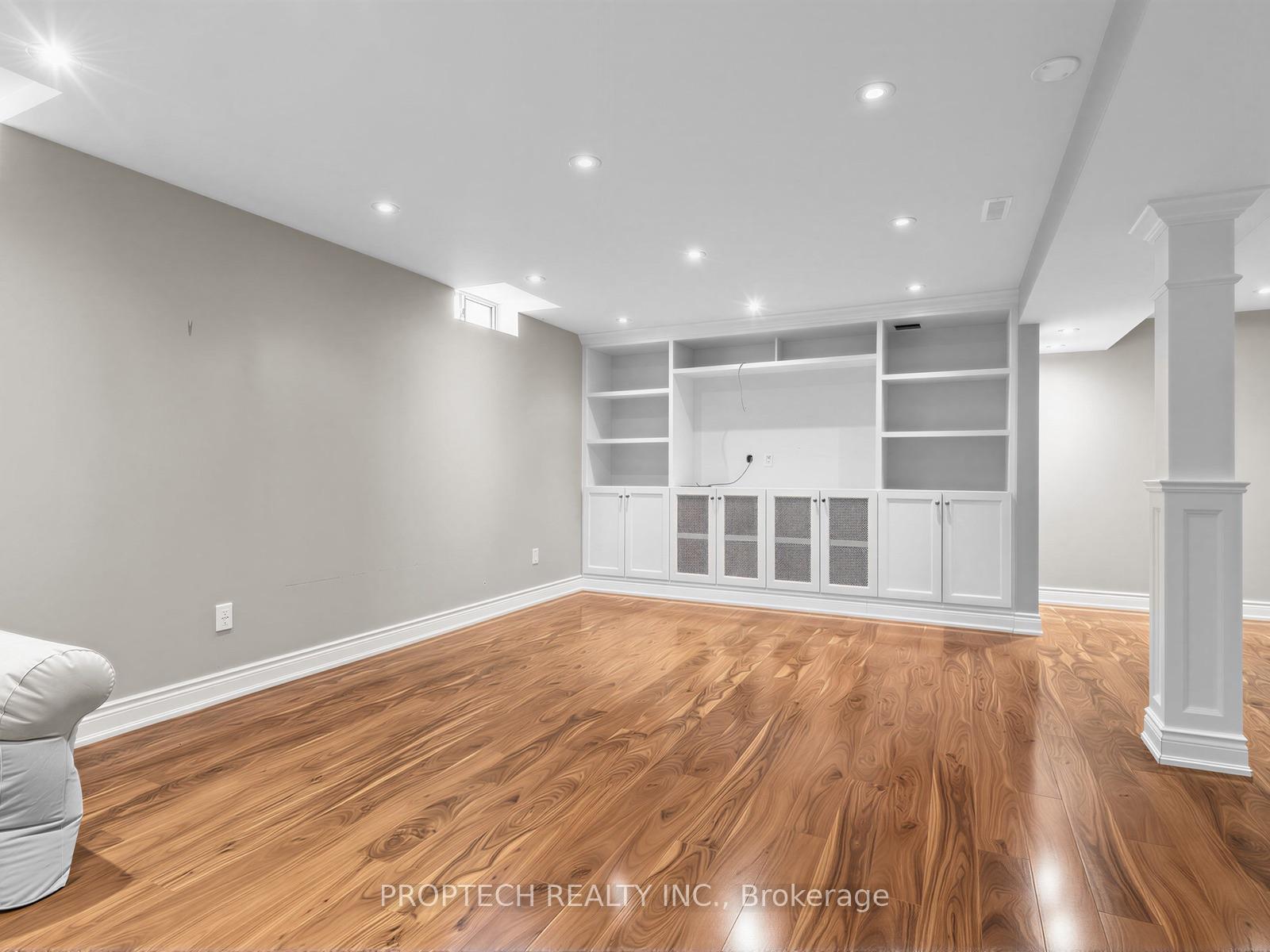 Photo 27 of 47 Topham Crescent, Richmond Hill, Westbrook — HOMEH