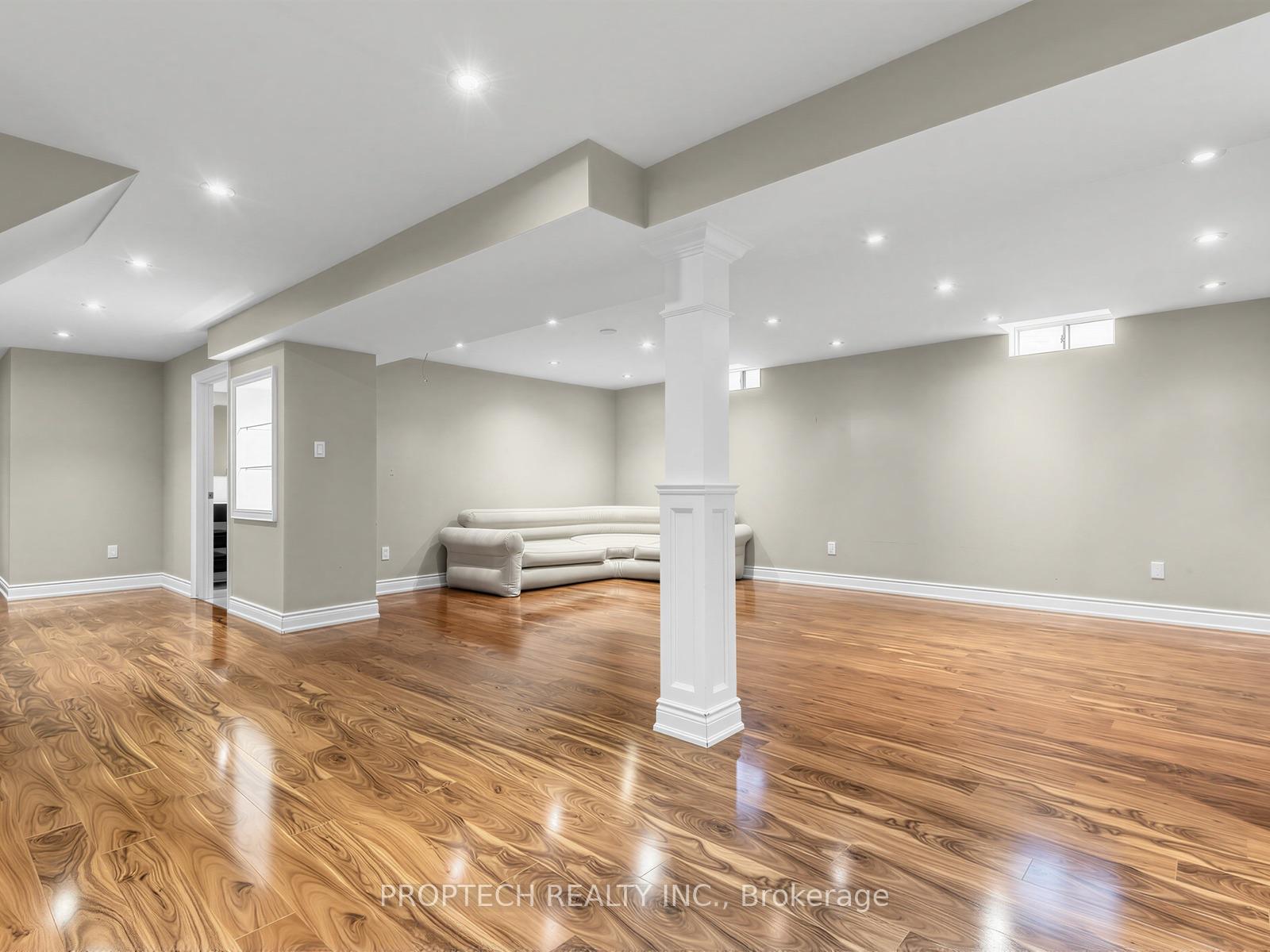 Photo 29 of 47 Topham Crescent, Richmond Hill, Westbrook — HOMEH