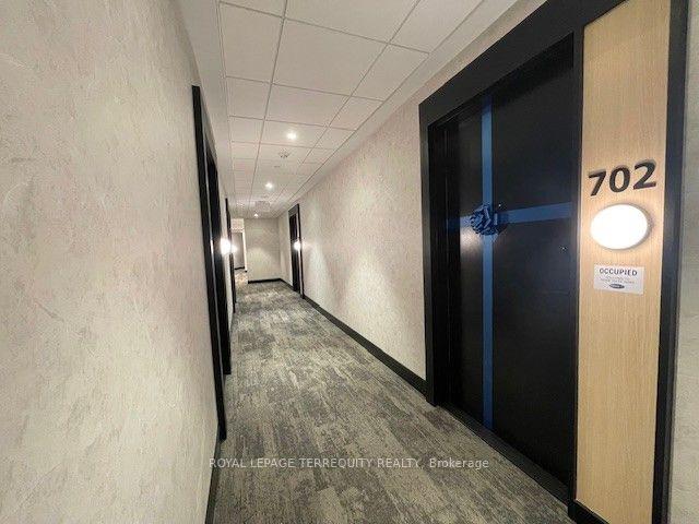 Photo 4 of Unit 702, 3008 William Cutmore Boulevard, Oakville, Joshua Meadows — HOMEH