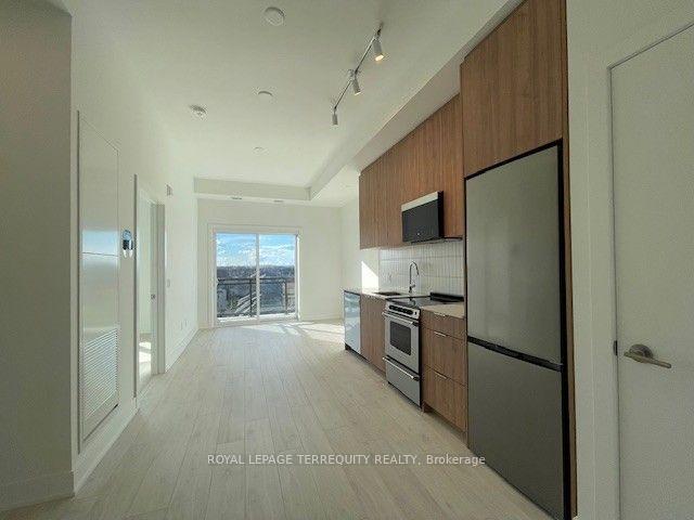 Photo 16 of Unit 702, 3008 William Cutmore Boulevard, Oakville, Joshua Meadows — HOMEH