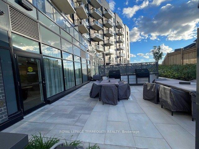 Photo 51 of Unit 702, 3008 William Cutmore Boulevard, Oakville, Joshua Meadows — HOMEH