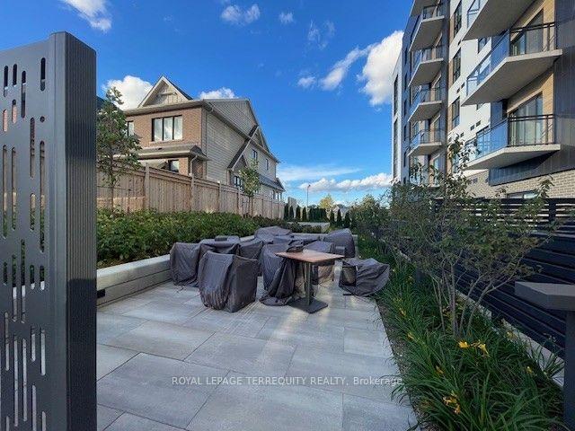 Photo 52 of Unit 702, 3008 William Cutmore Boulevard, Oakville, Joshua Meadows — HOMEH
