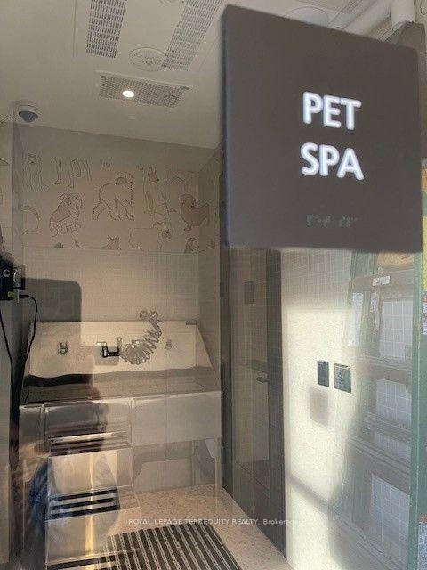 Photo 58 of Unit 702, 3008 William Cutmore Boulevard, Oakville, Joshua Meadows — HOMEH