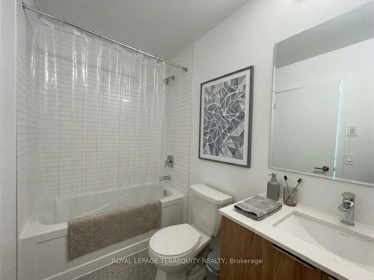 Photo 34 of Unit 702, 3008 William Cutmore Boulevard, Oakville, Joshua Meadows — HOMEH