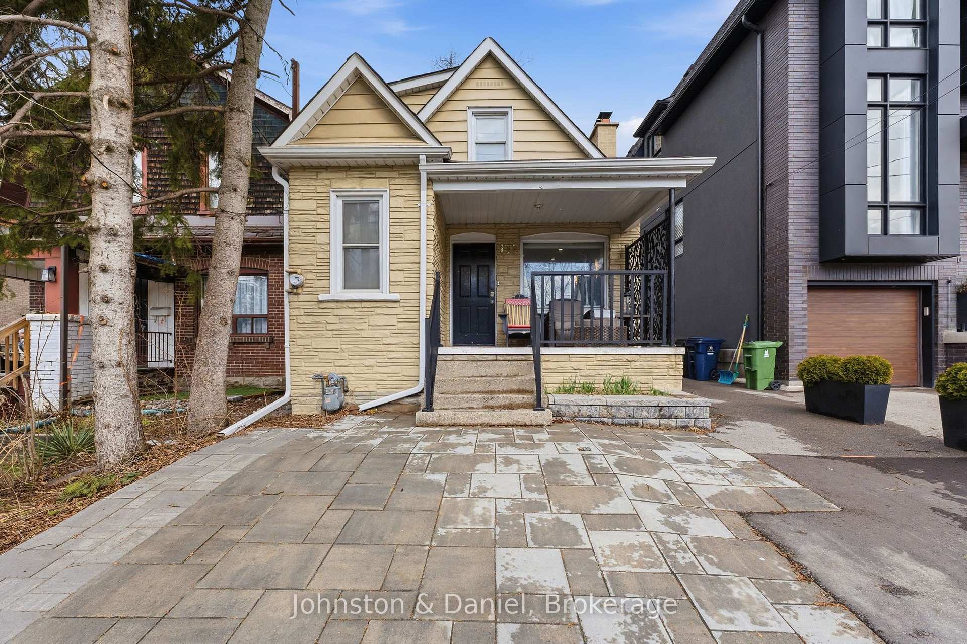 Photo 2 of Unit Bsmt, 118 Bogert Avenue, North York, Lansing-Westgate — HOMEH