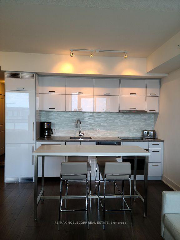 Photo 3 of Unit 1417, 8081 Birchmount Road, Markham, Unionville — HOMEH