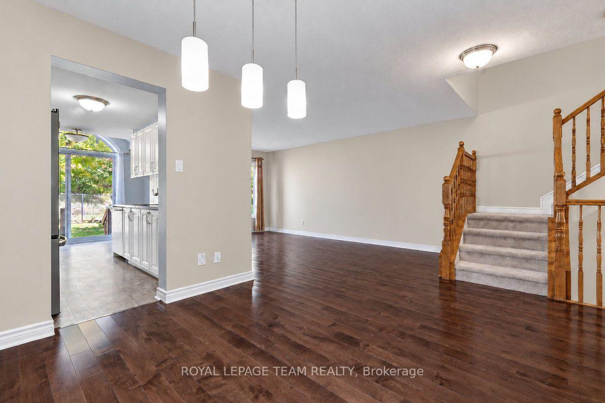 Photo 13 of 295 Serena Way, Ottawa, Barrhaven - Strandherd — HOMEH